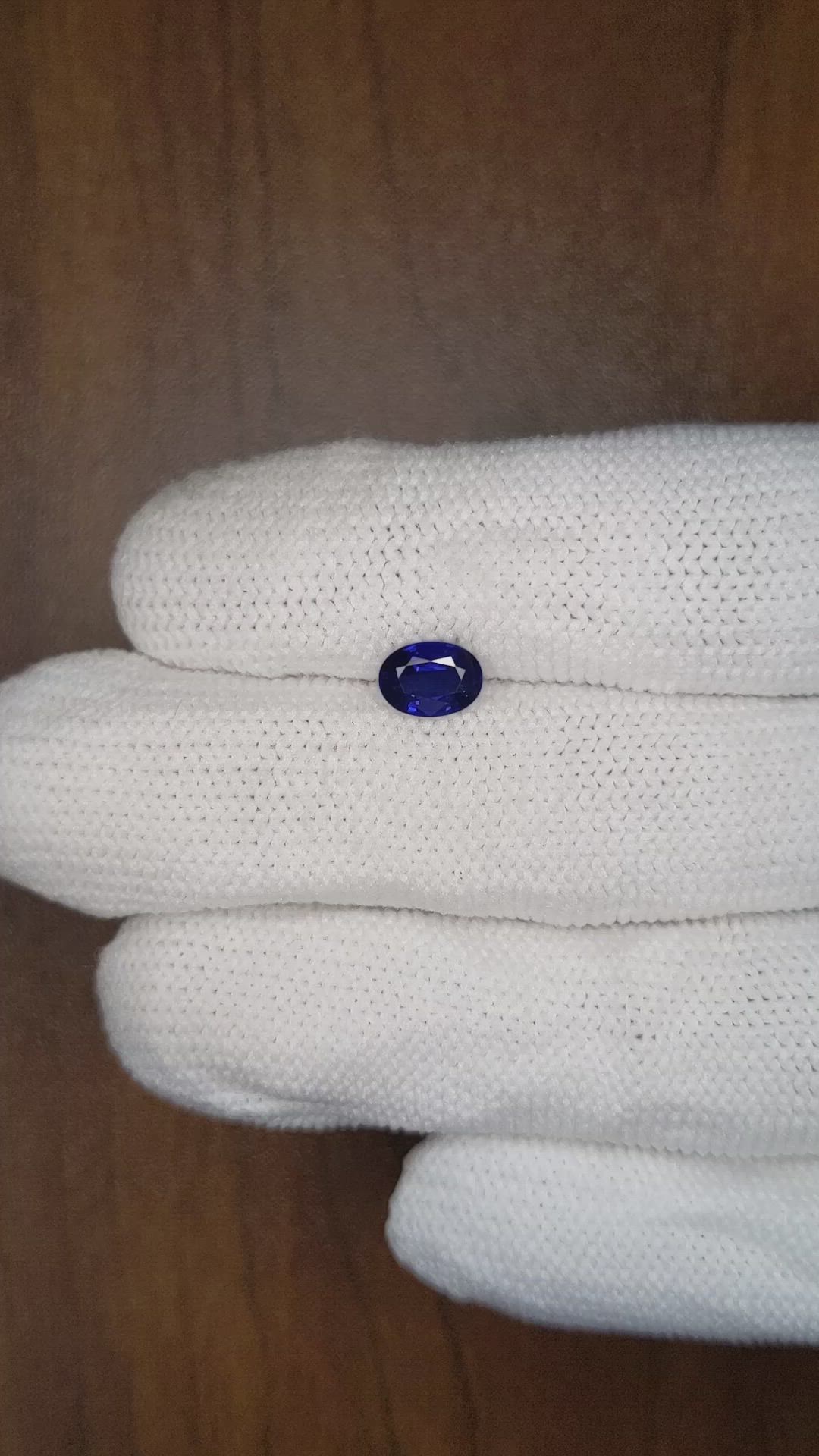 1.10 Ct. Blue Sapphire from Thailand Size Video