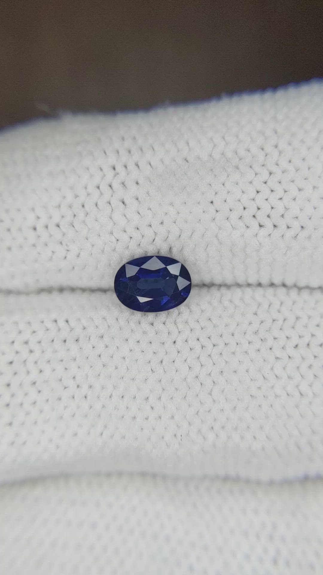 0.88 Ct. Blue Sapphire from Thailand Size Video