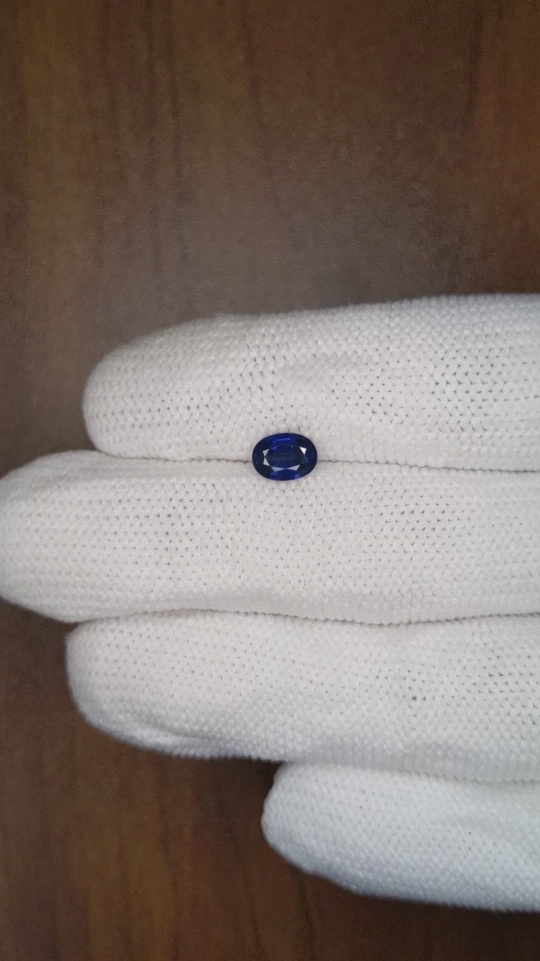 0.88 Ct. Blue Sapphire from Thailand Size Video