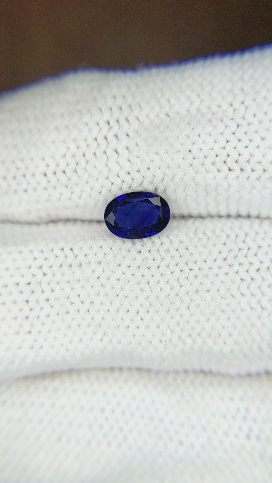 0.88 Ct. Blue Sapphire from Thailand Size Video