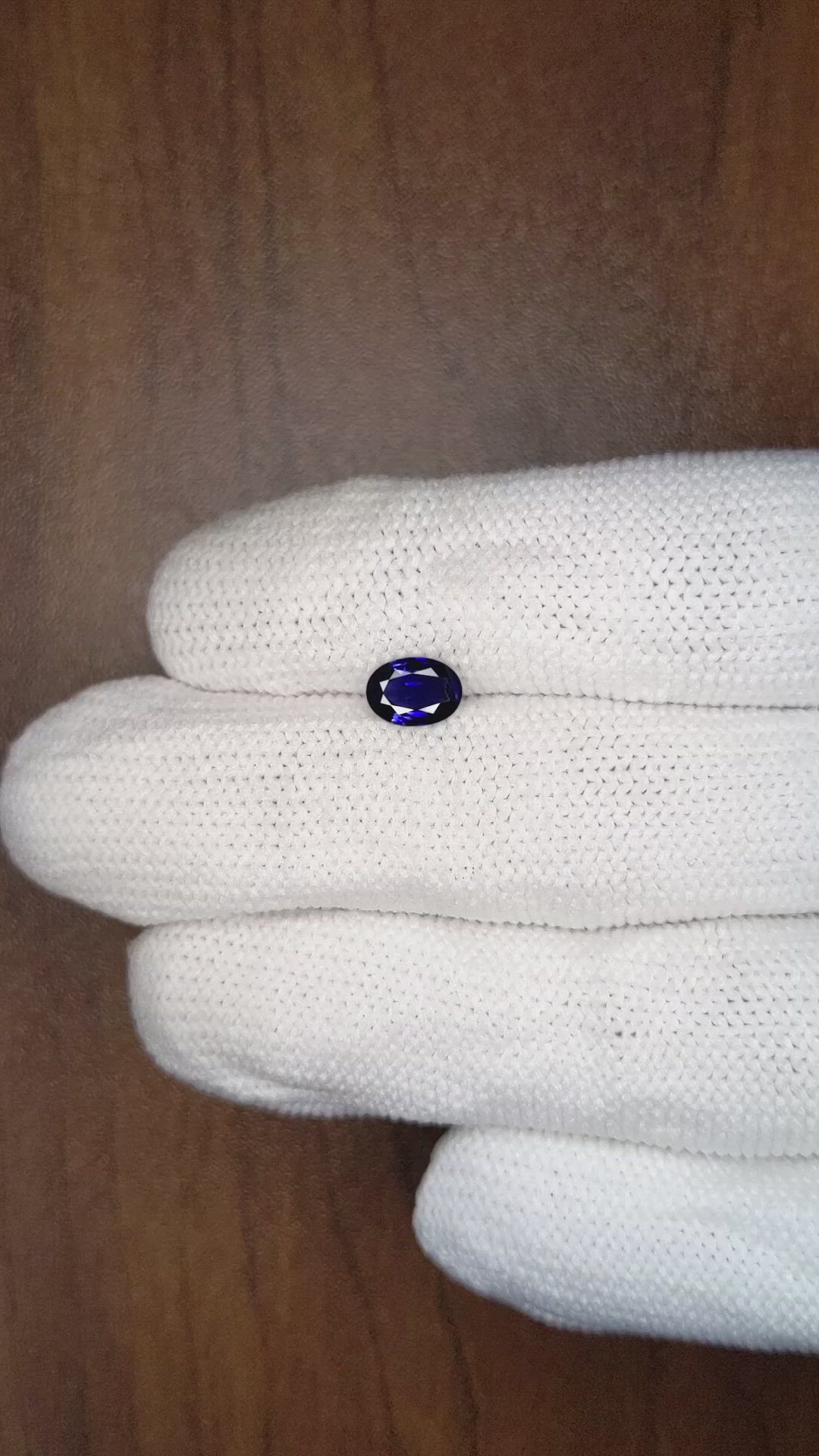 0.80 Ct. Blue Sapphire from Thailand Size Video