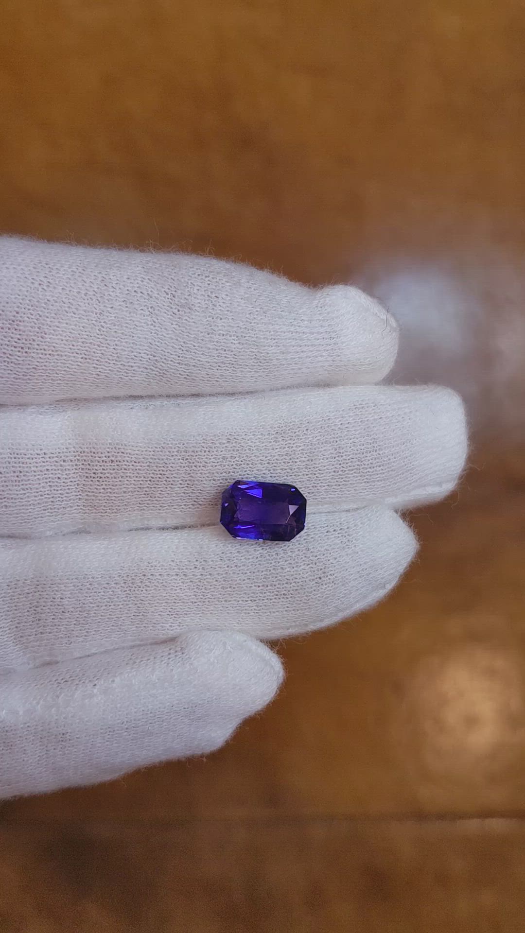 4.04 Ct. Color Change Sapphire from Ceylon (Sri Lanka) Size Video
