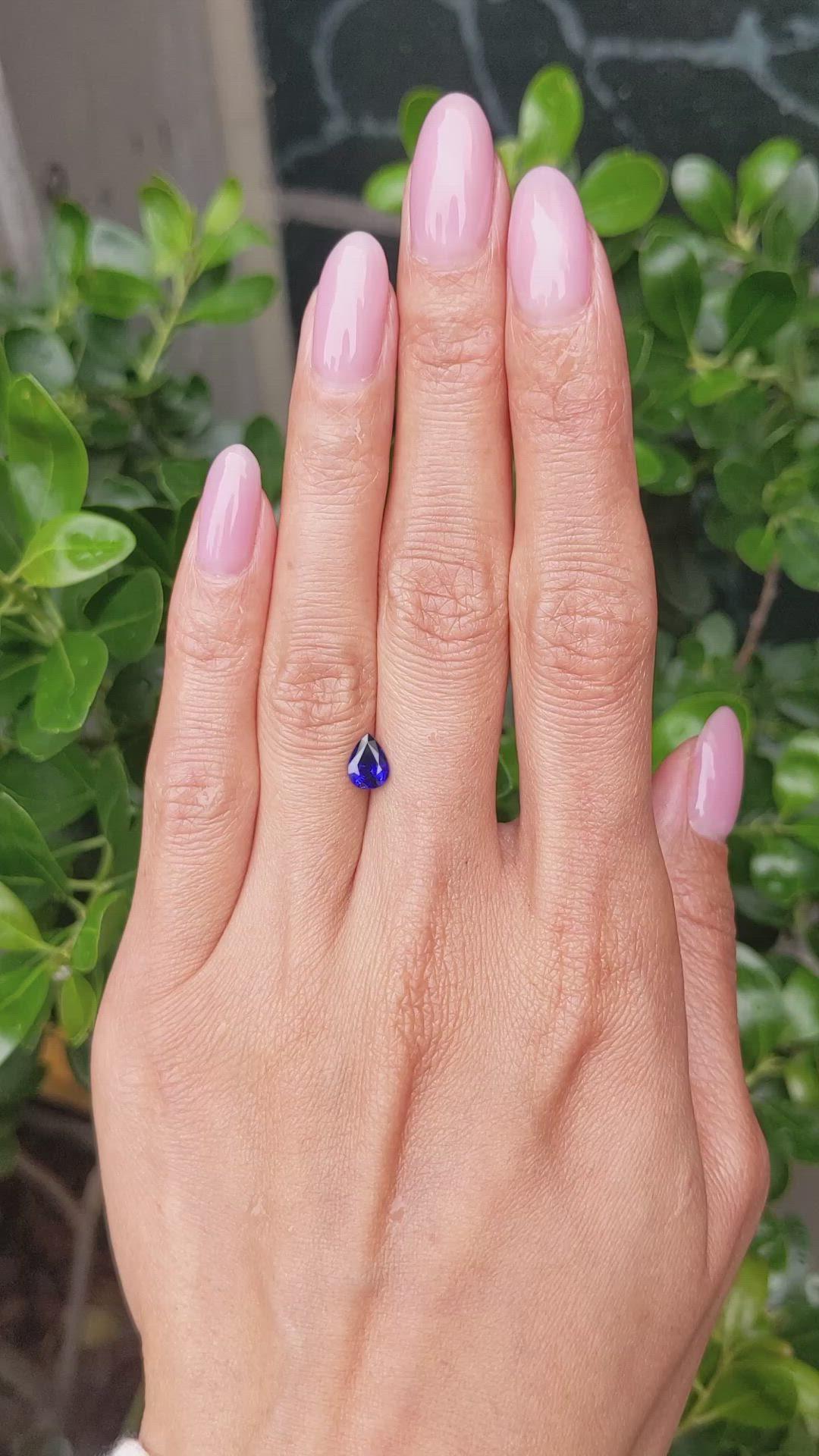 0.86 Ct. Blue Sapphire from Ceylon (Sri Lanka) Size Video