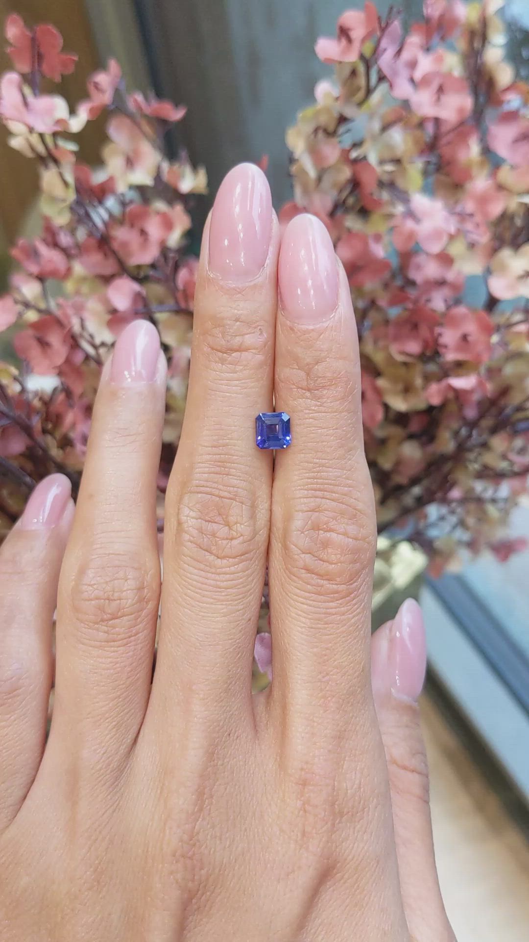 1.07 Ct. Blue Sapphire from Ceylon (Sri Lanka) Size Video