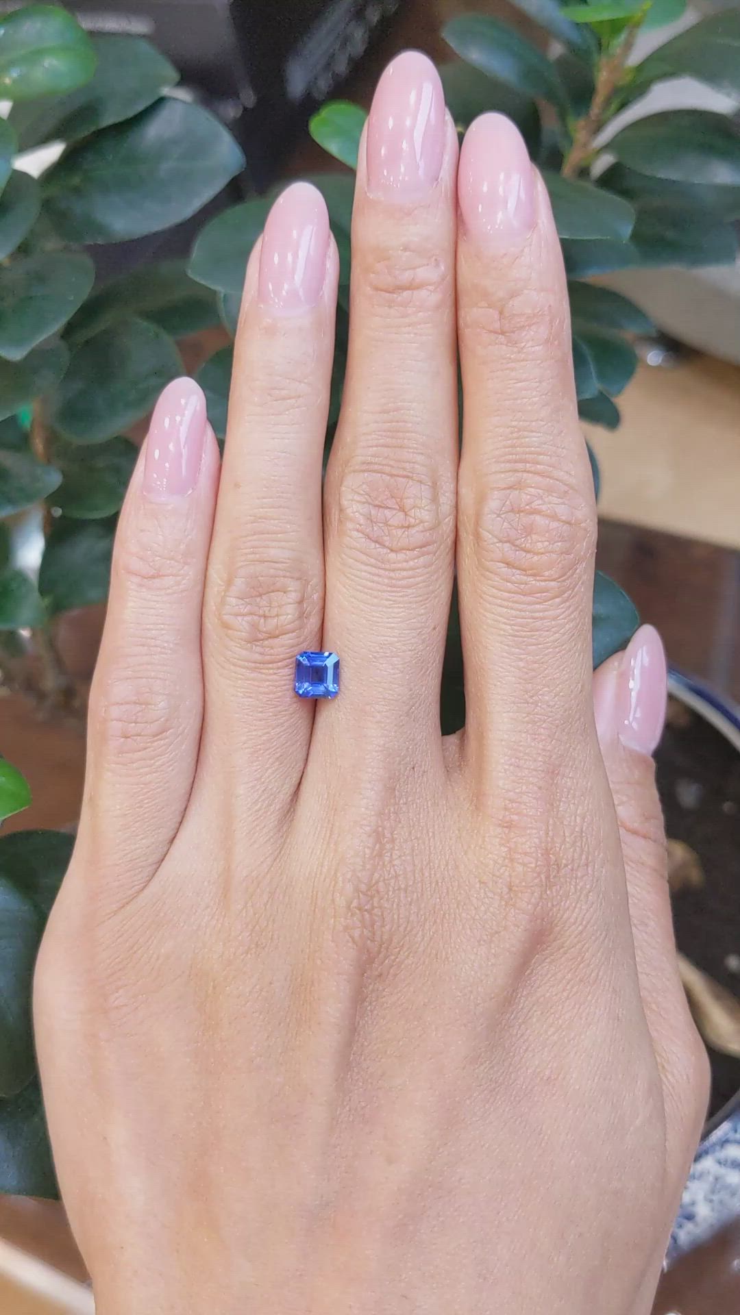 1.07 Ct. Blue Sapphire from Ceylon (Sri Lanka) Size Video