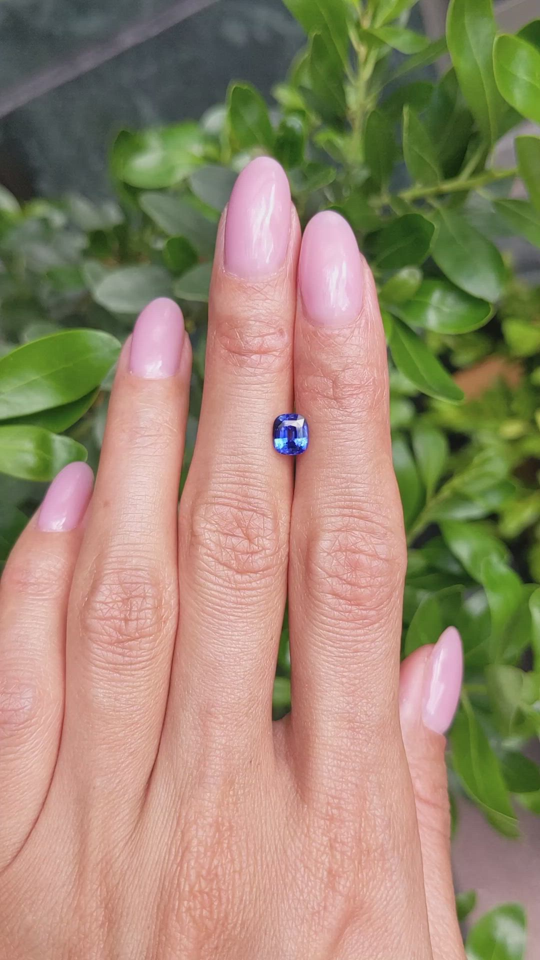 1.03 Ct. Blue Sapphire from Ceylon (Sri Lanka) Size Video
