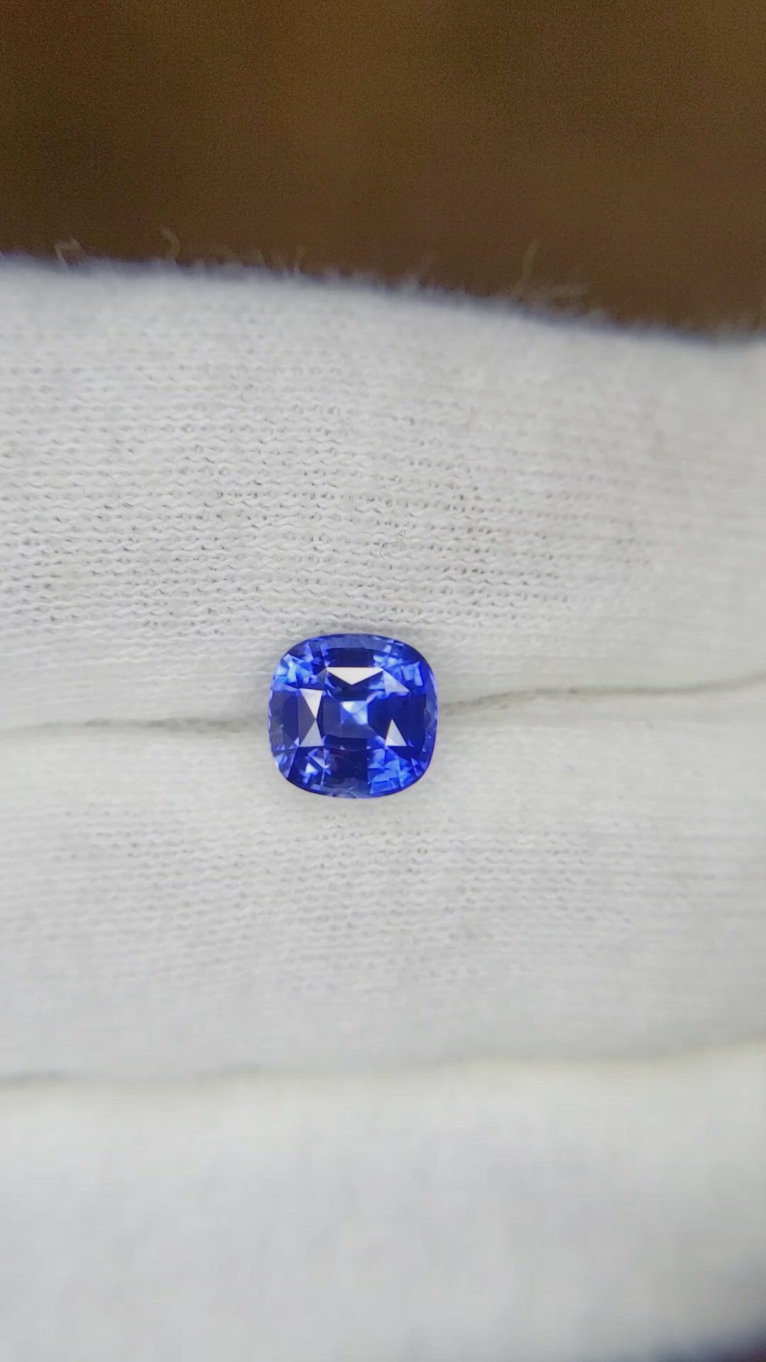 1.66 Ct. Blue Sapphire from Ceylon (Sri Lanka) Size Video