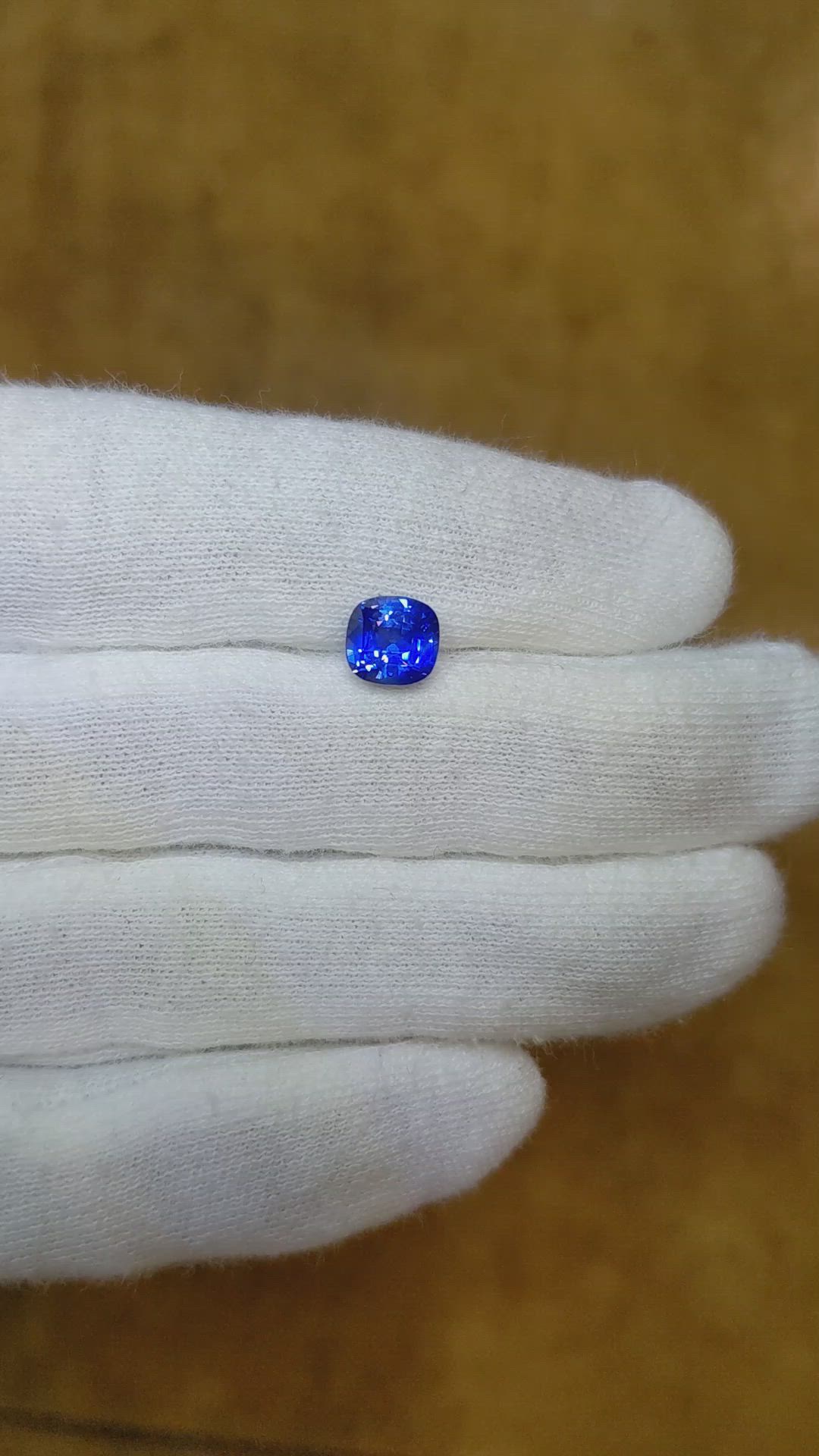 1.66 Ct. Blue Sapphire from Ceylon (Sri Lanka) Size Video