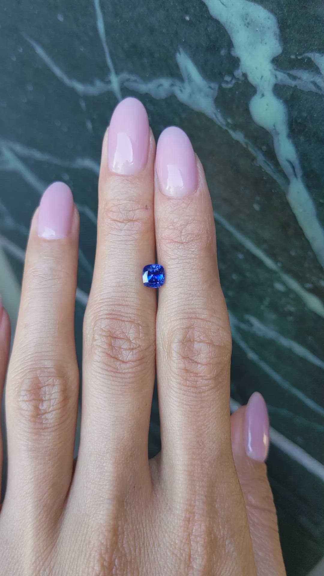 1.00 Ct. Blue Sapphire from Ceylon (Sri Lanka) Size Video