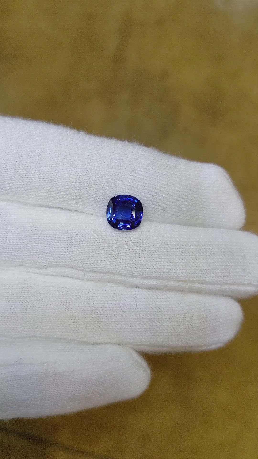 2.41 Ct. Blue Sapphire from Ceylon (Sri Lanka) Size Video