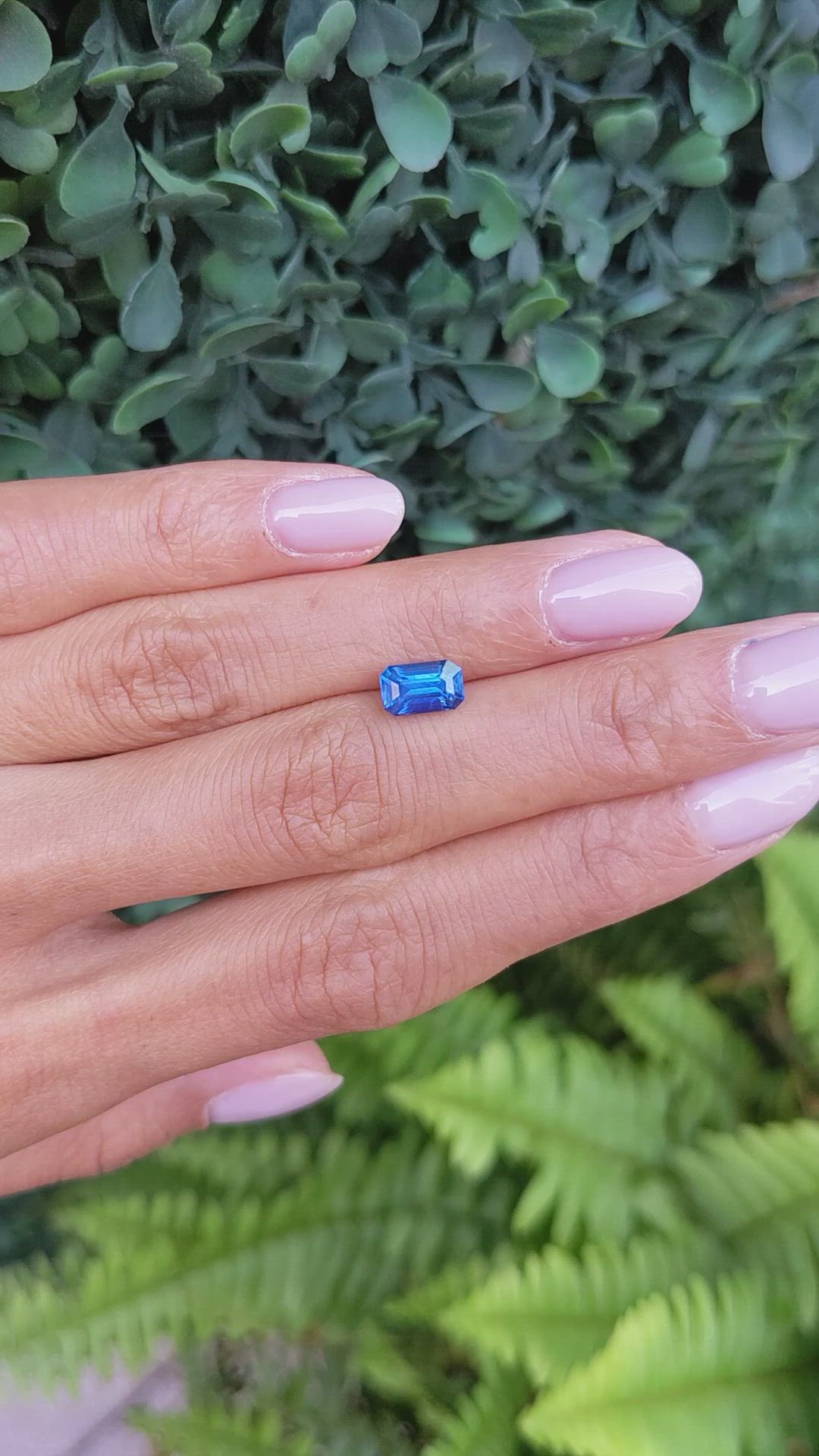 1.54 Ct. Blue Sapphire from Ceylon (Sri Lanka) Size Video