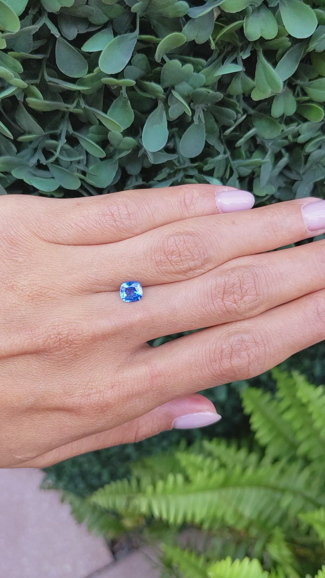 1.01 Ct. Blue Sapphire from Ceylon (Sri Lanka) Size Video