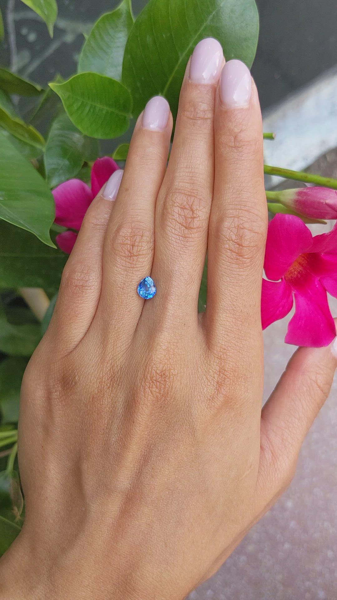 1.08 Ct. Blue Sapphire from Ceylon (Sri Lanka) Size Video