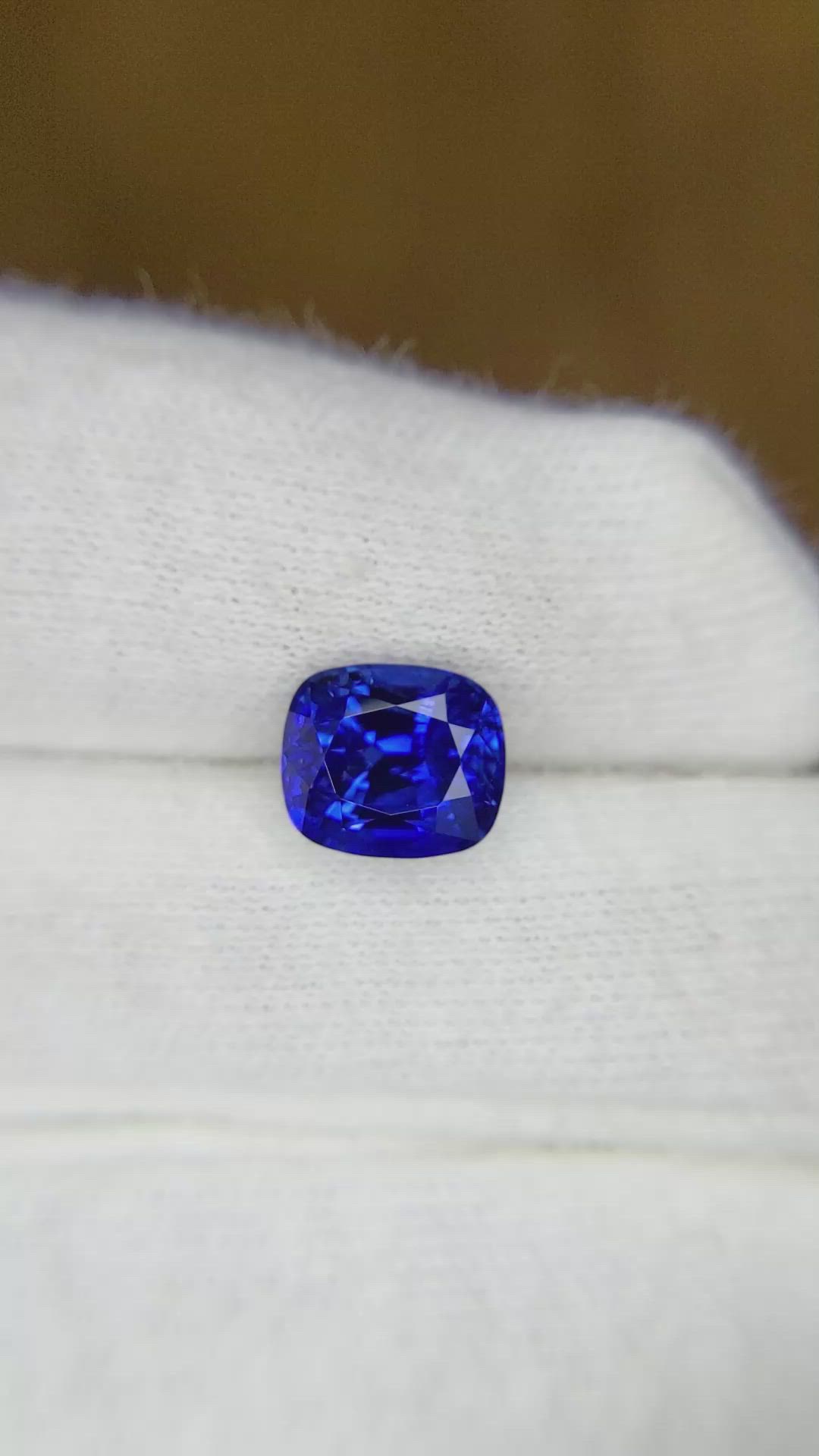 2.96 Ct. Blue Sapphire from Burma (Myanmar) Size Video