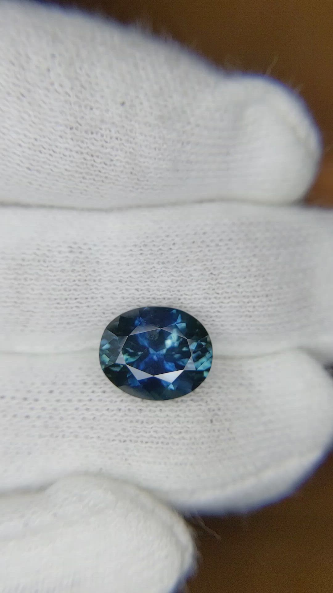 3.67 Ct. Sapphire from Montana Size Video