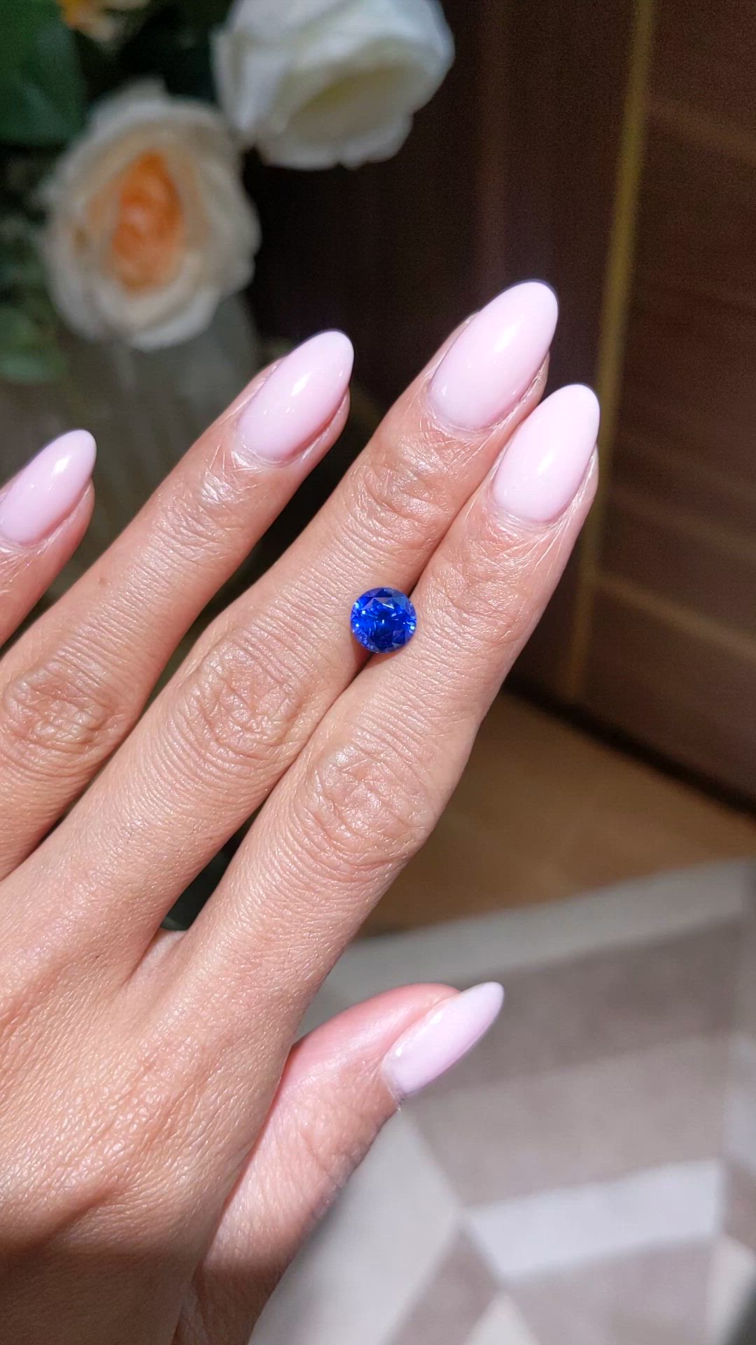 2.35 Ct. Blue Sapphire from Ceylon (Sri Lanka) Size Video