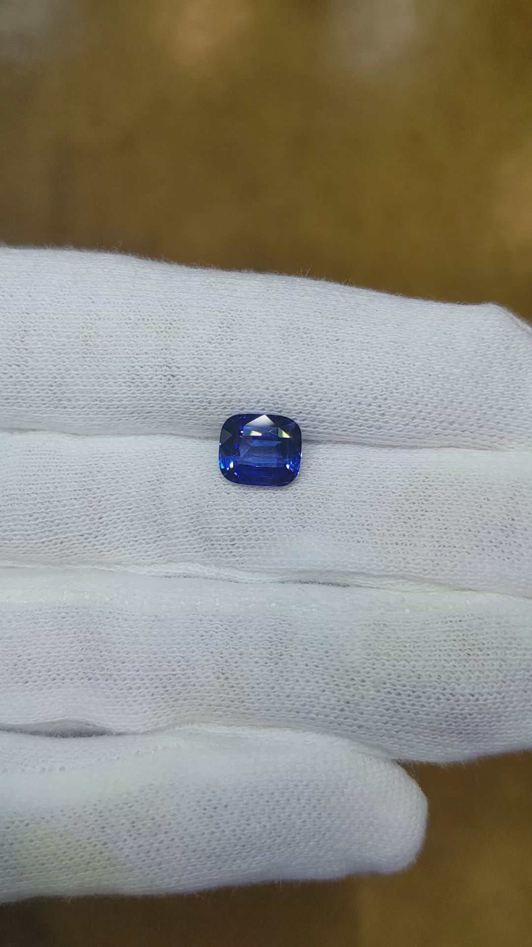 2.07 Ct. Blue Sapphire from Ceylon (Sri Lanka) Size Video