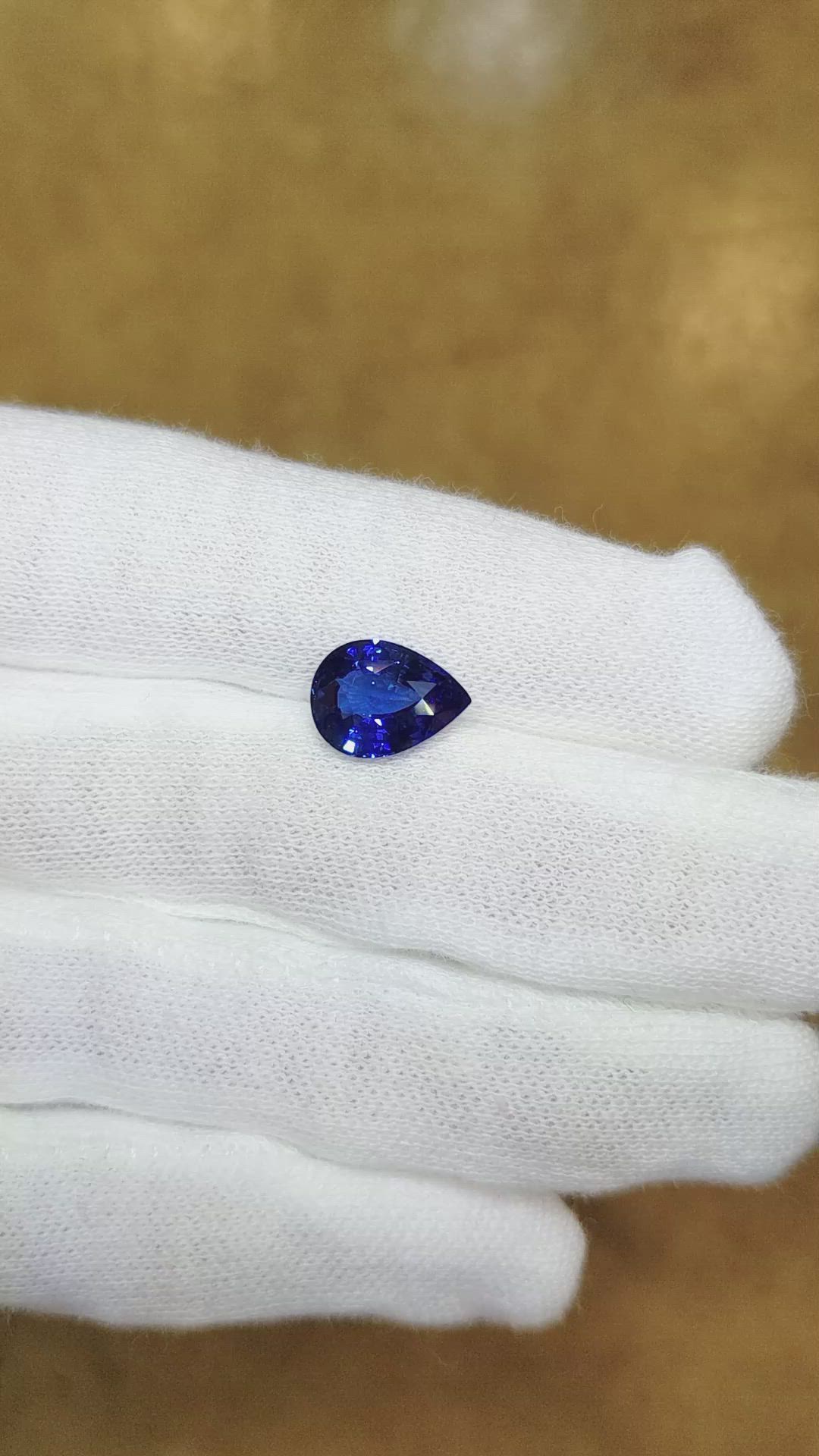 3.04 Ct. Blue Sapphire from Ceylon (Sri Lanka) Size Video