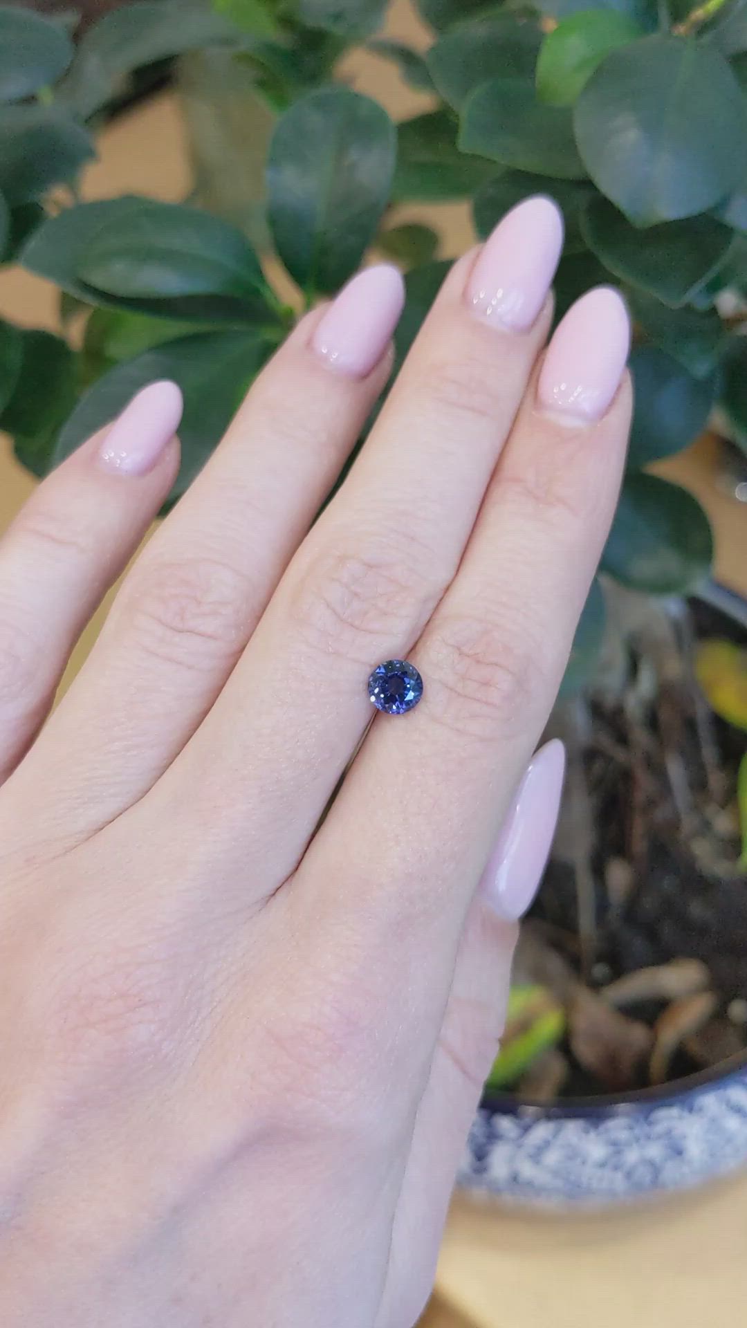 1.03 Ct. Blue Sapphire from Ceylon (Sri Lanka) Size Video