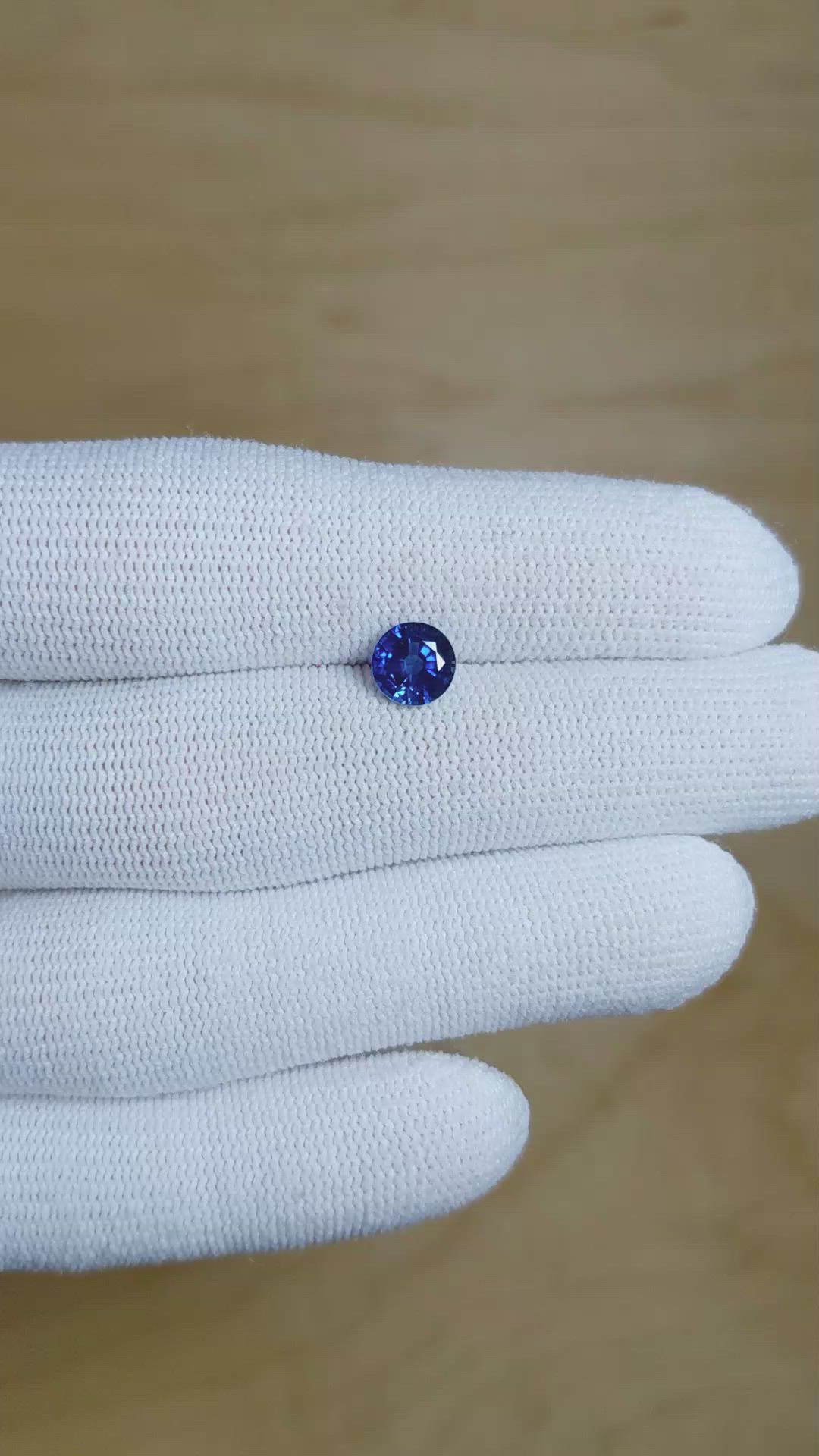 1.24 Ct. Blue Sapphire from Ceylon (Sri Lanka) Size Video