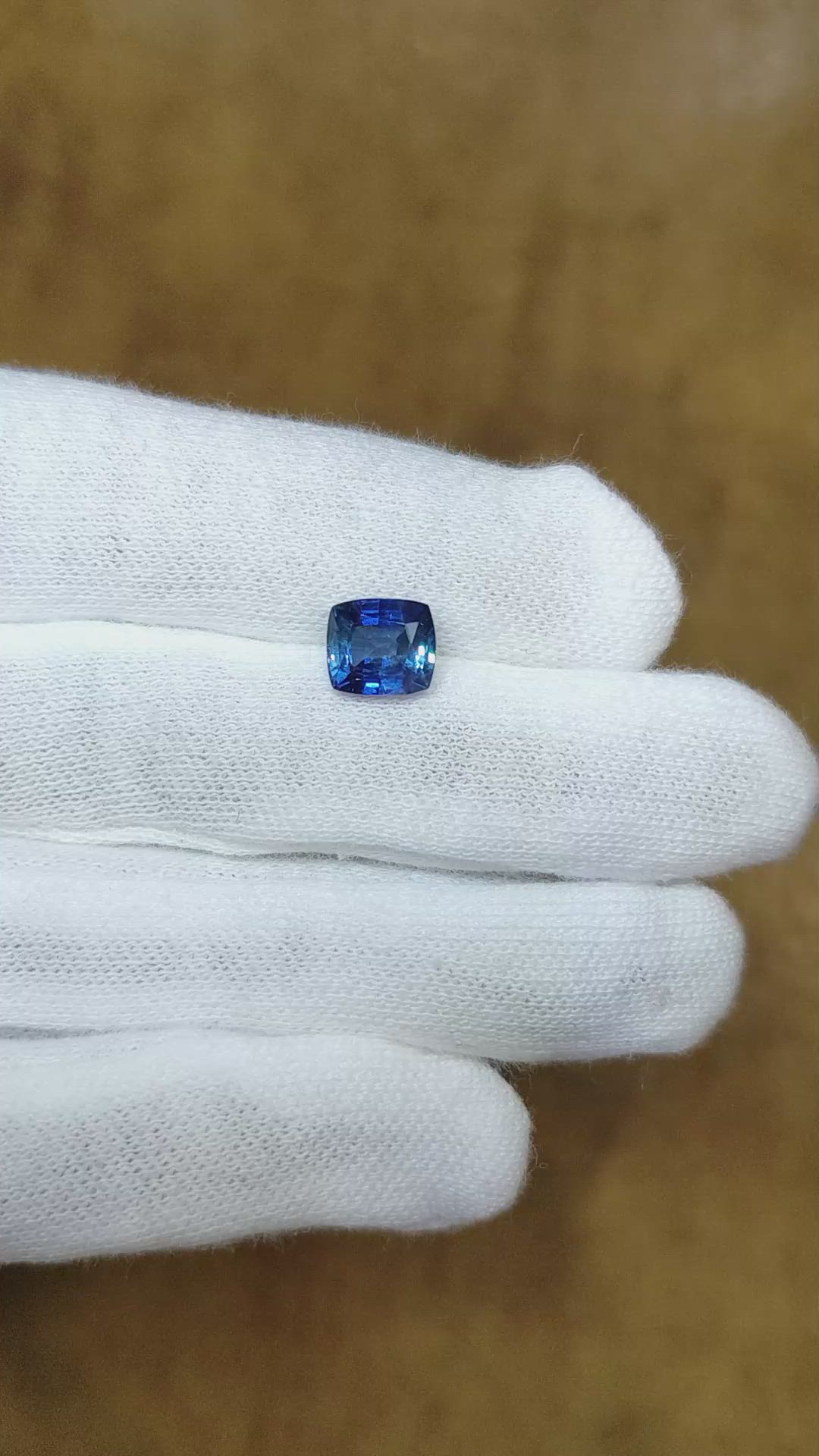 2.36 Ct. Blue Sapphire from Ceylon (Sri Lanka) Size Video