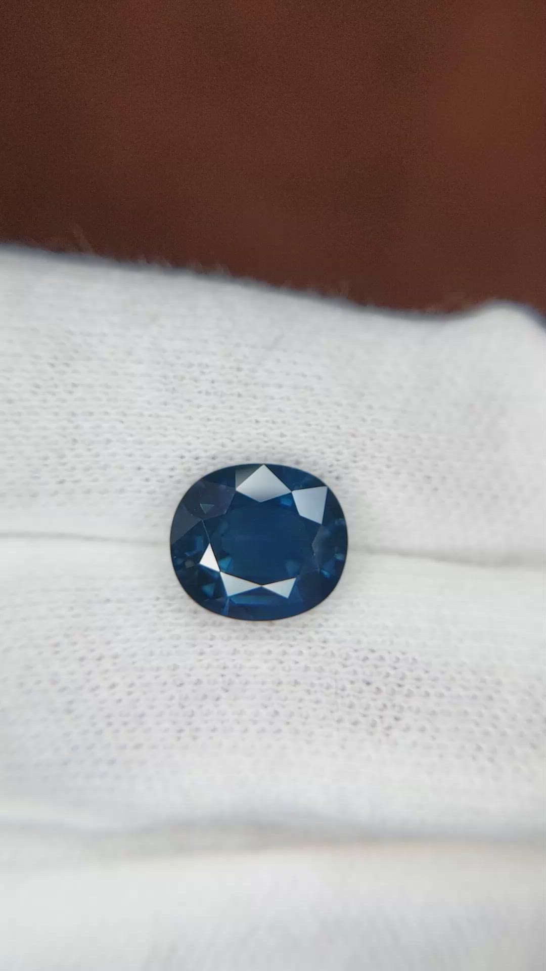 3.54 Ct. Blue Sapphire from Ceylon (Sri Lanka) Size Video