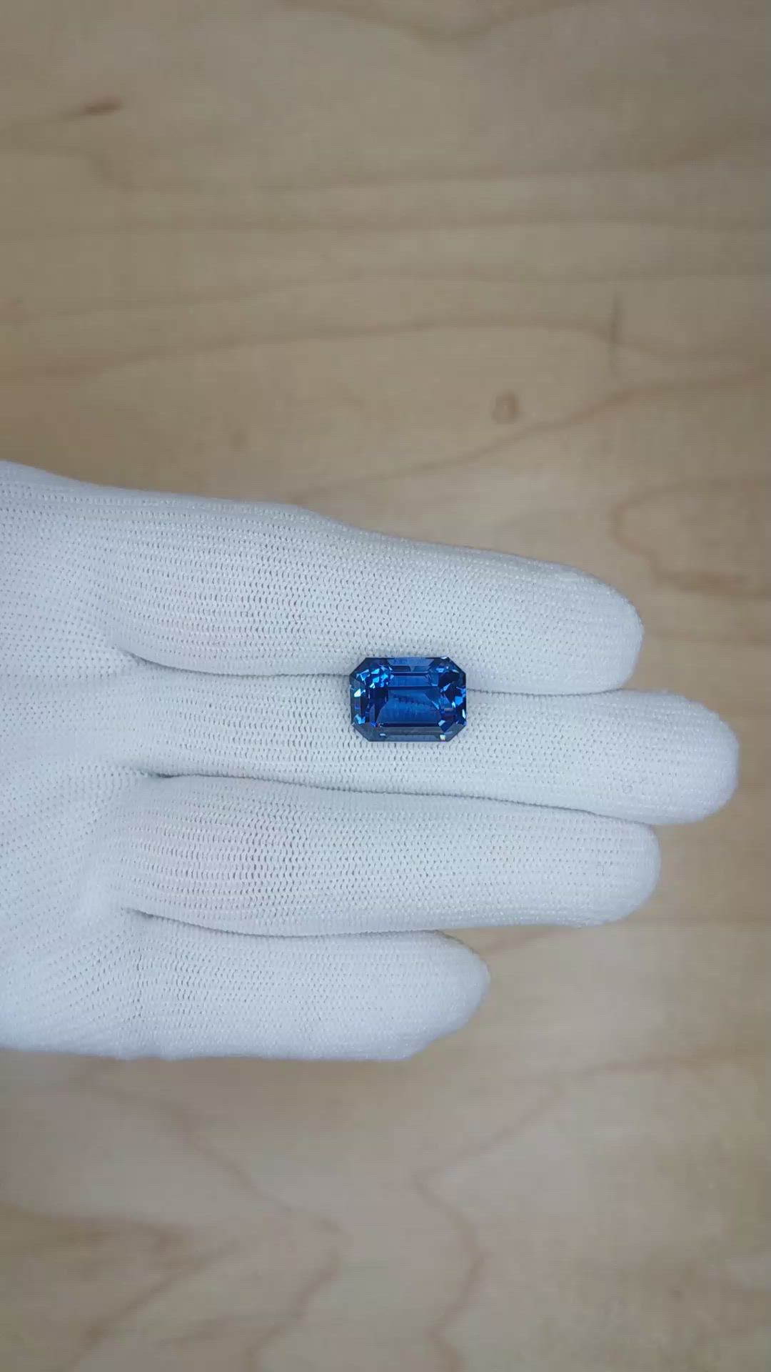9.01 Ct. Blue Sapphire from Ceylon (Sri Lanka) Size Video
