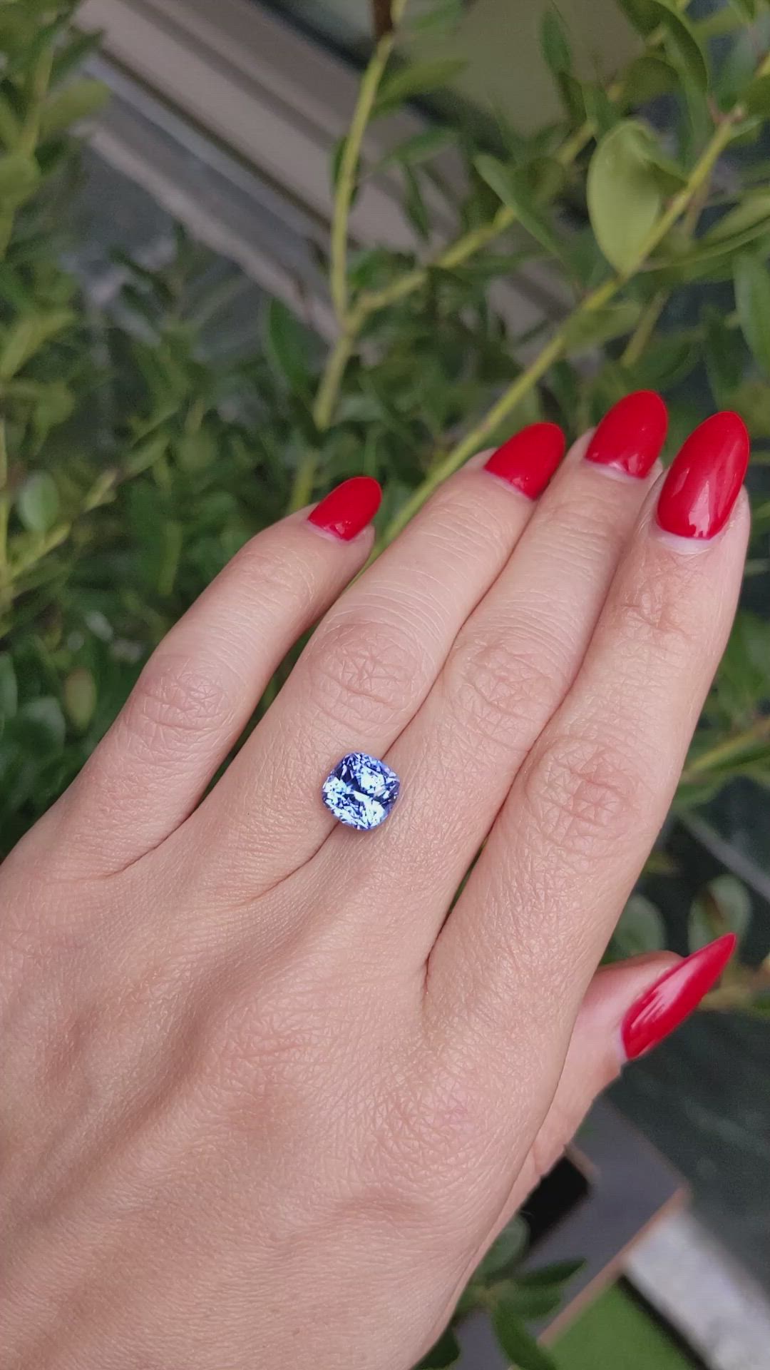 4.05 Ct. Blue Sapphire from Ceylon (Sri Lanka) Size Video