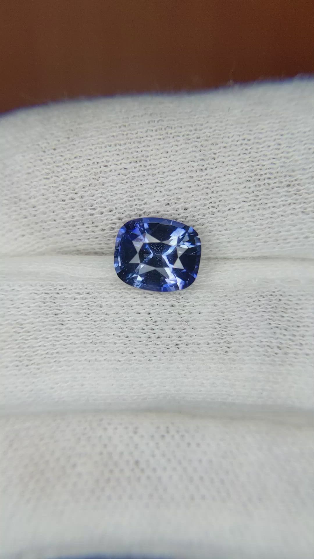 2.30 Ct. Blue Sapphire from Ceylon (Sri Lanka) Size Video