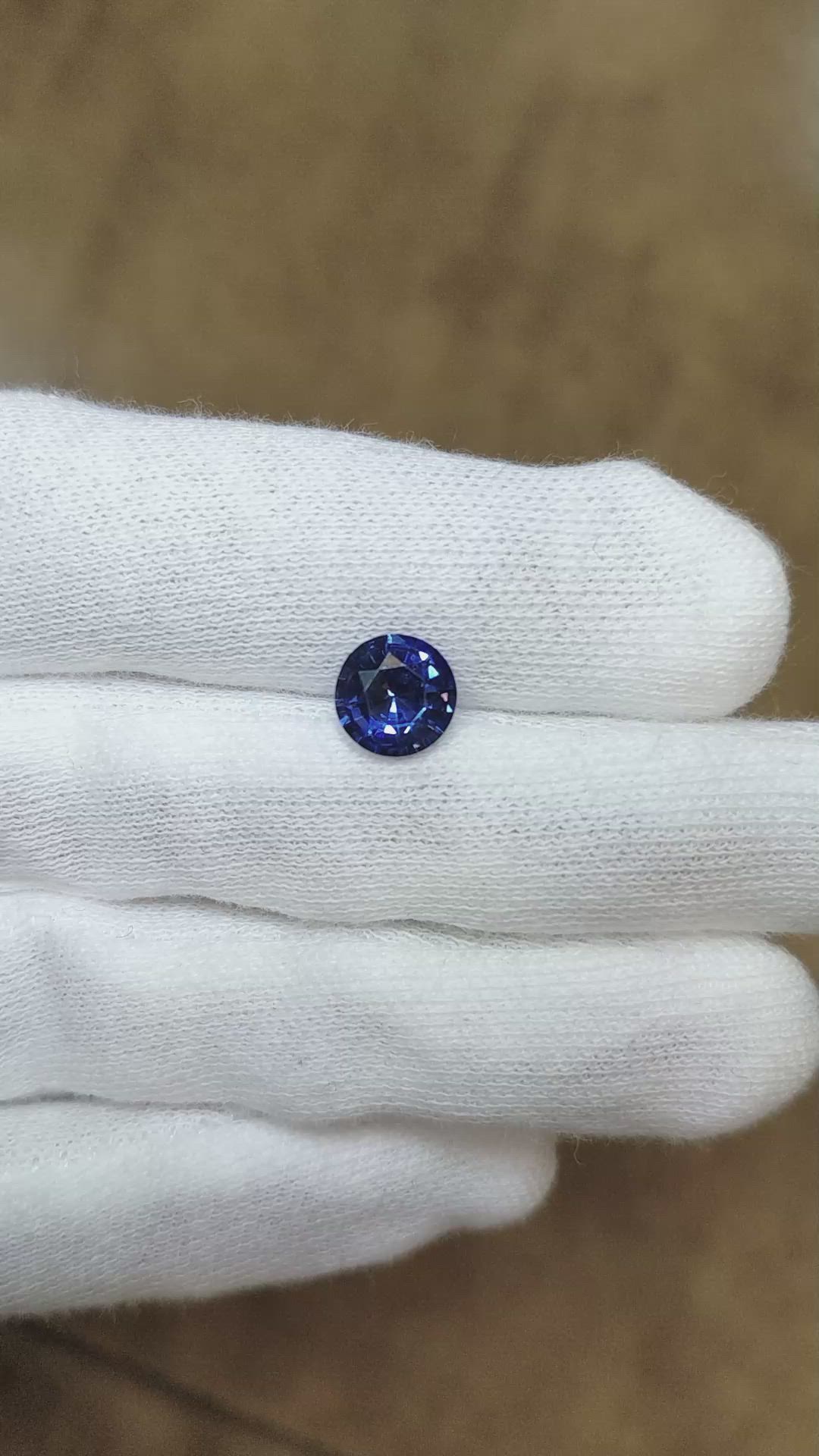 1.55 Ct. Blue Sapphire from Ceylon (Sri Lanka) Size Video