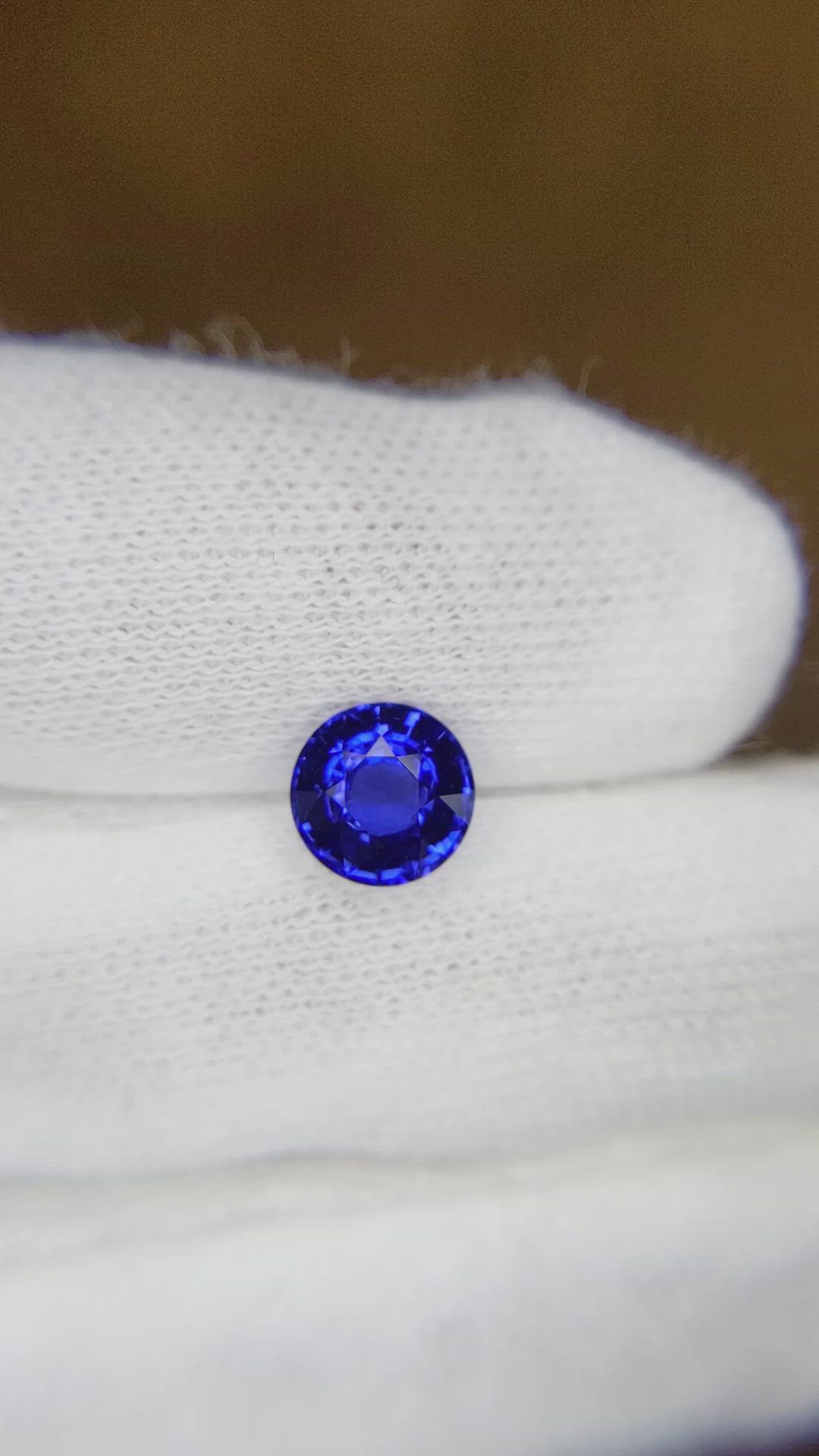 1.61 Ct. Blue Sapphire from Ceylon (Sri Lanka) Size Video