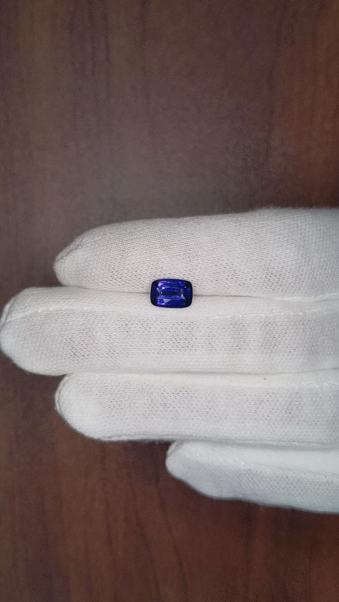 1.79 Ct. Color Change Sapphire from Ceylon (Sri Lanka) Size Video