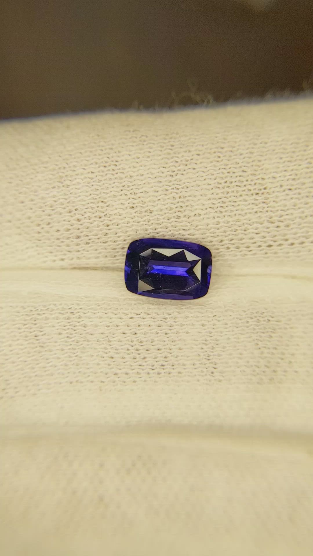 1.79 Ct. Color Change Sapphire from Ceylon (Sri Lanka) Size Video