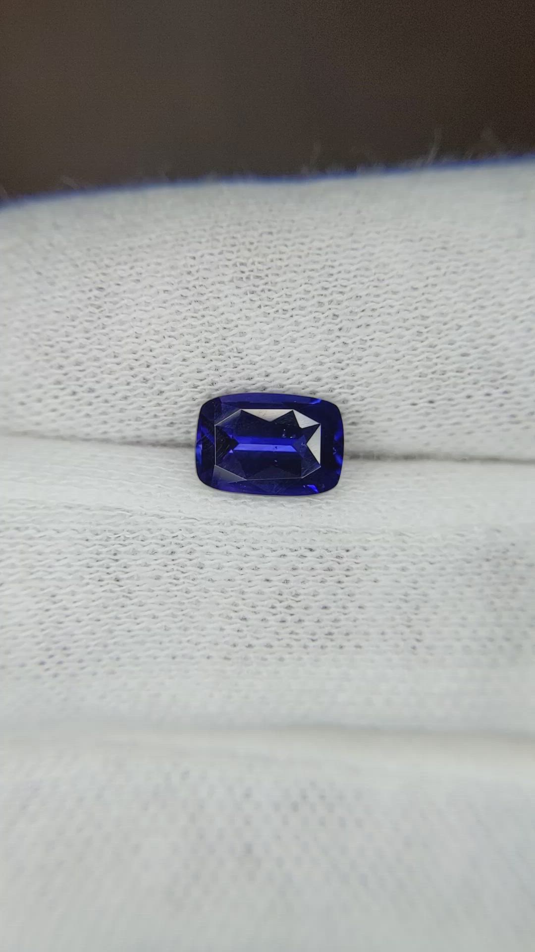 1.79 Ct. Color Change Sapphire from Ceylon (Sri Lanka) Size Video