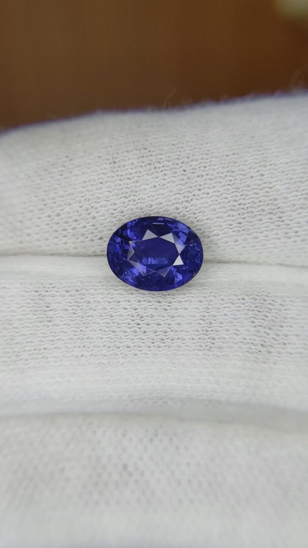 3.14 Ct. Color Change Sapphire from Ceylon (Sri Lanka) Size Video