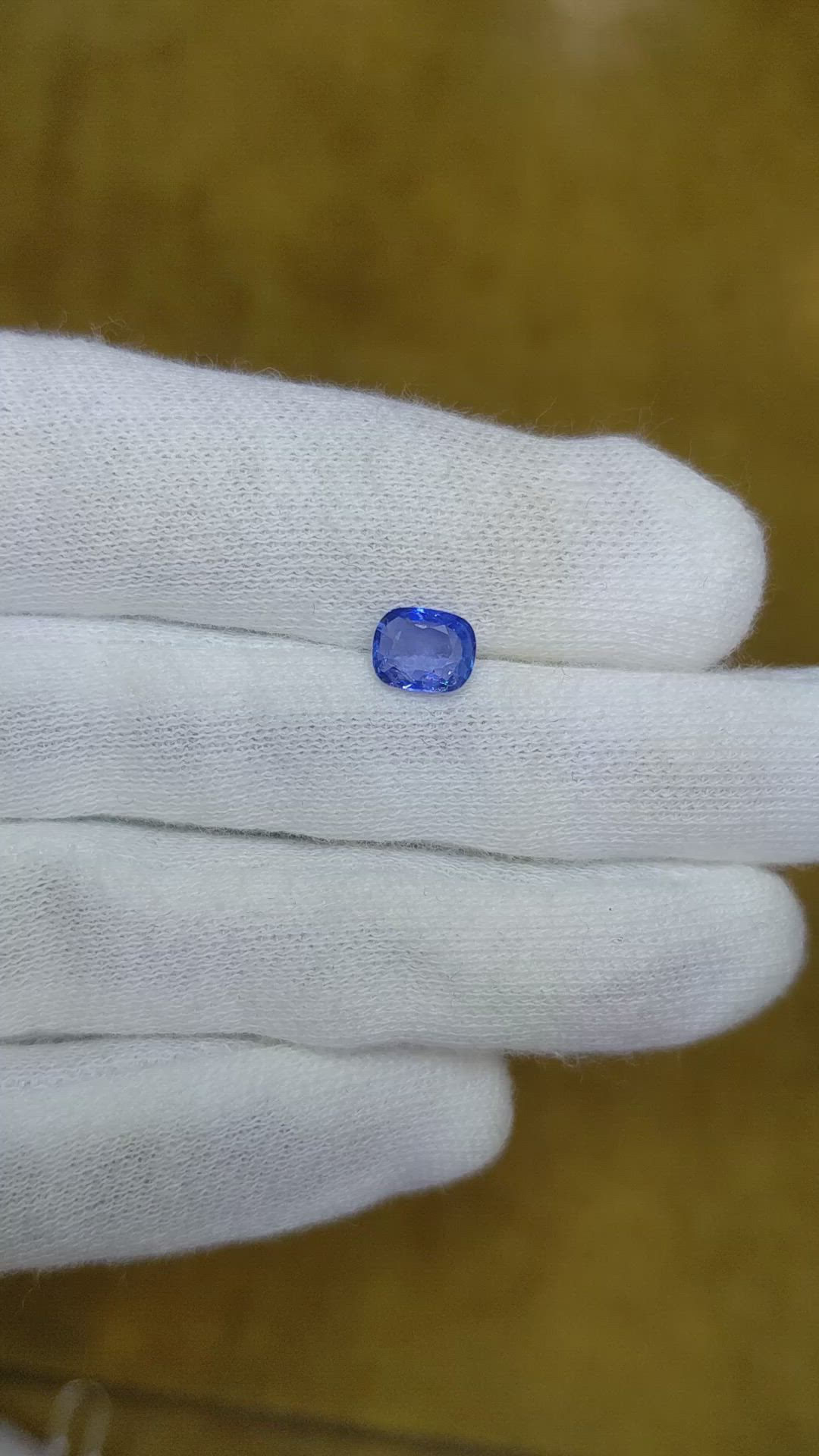 0.95 Ct. Blue Sapphire from Ceylon (Sri Lanka) Size Video