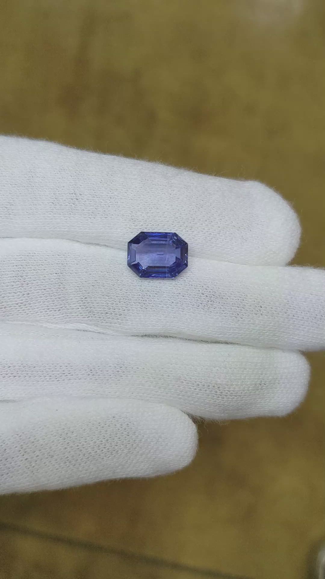 3.65 Ct. Blue Sapphire from Ceylon (Sri Lanka) Size Video