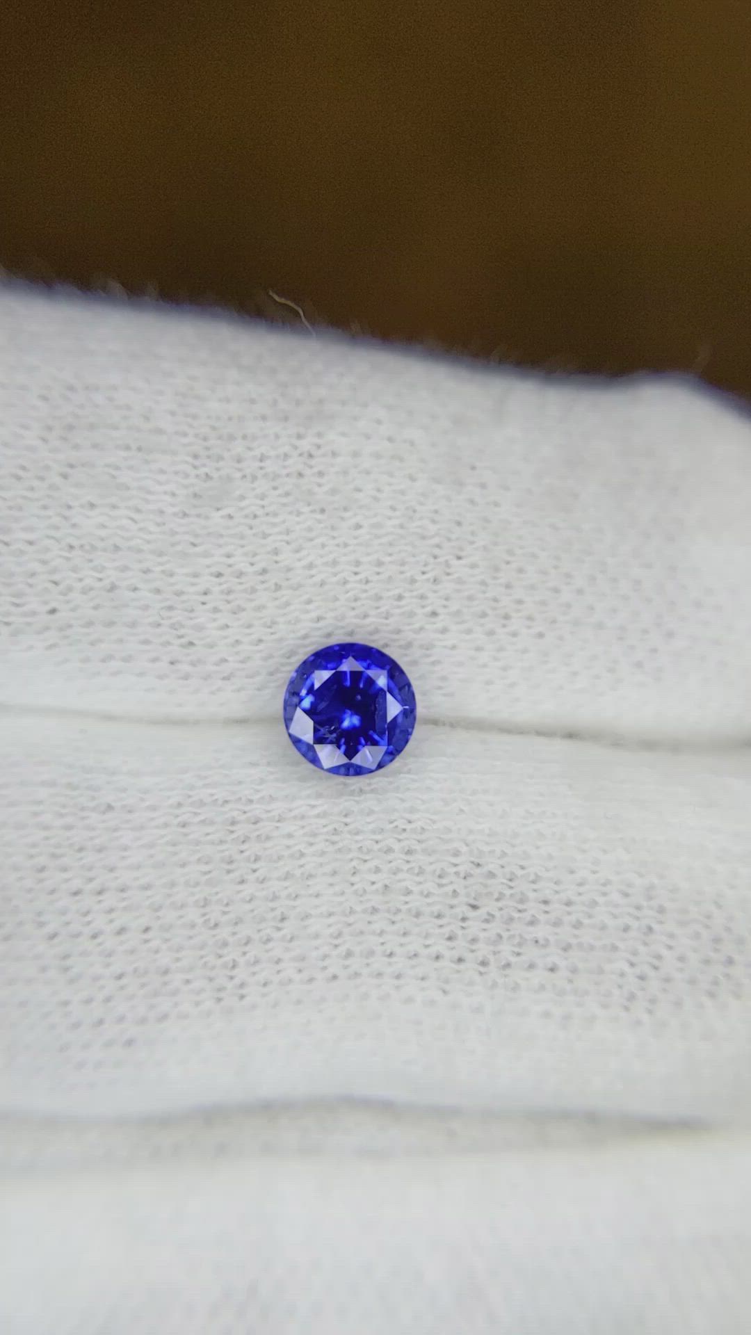 0.92 Ct. Blue Sapphire from Ceylon (Sri Lanka) Size Video