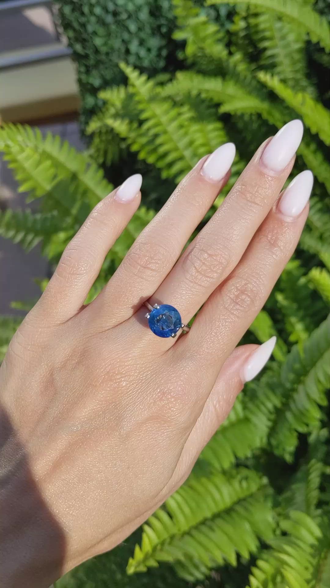 4.94 Ct. Blue Sapphire from Ceylon (Sri Lanka) Size Video