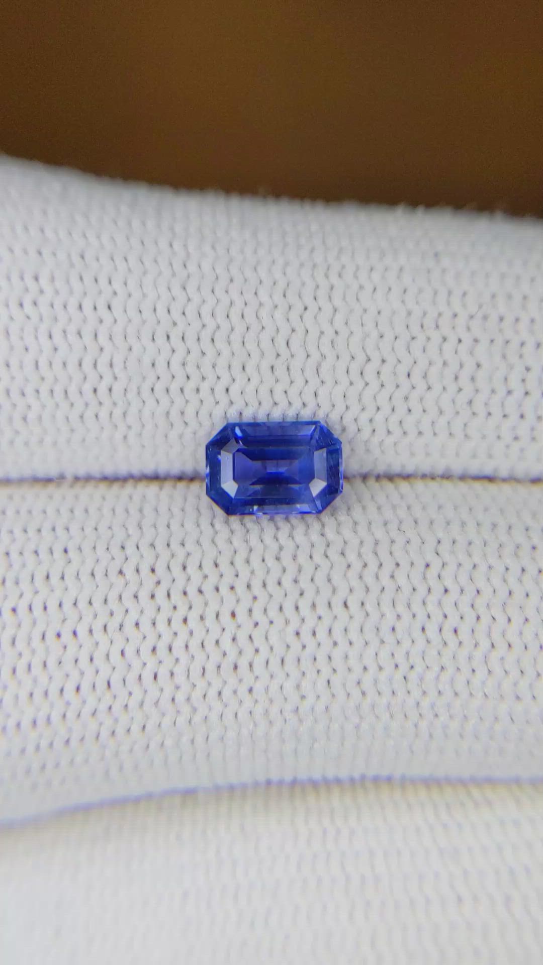 1.24 Ct. Blue Sapphire from Ceylon (Sri Lanka) Size Video