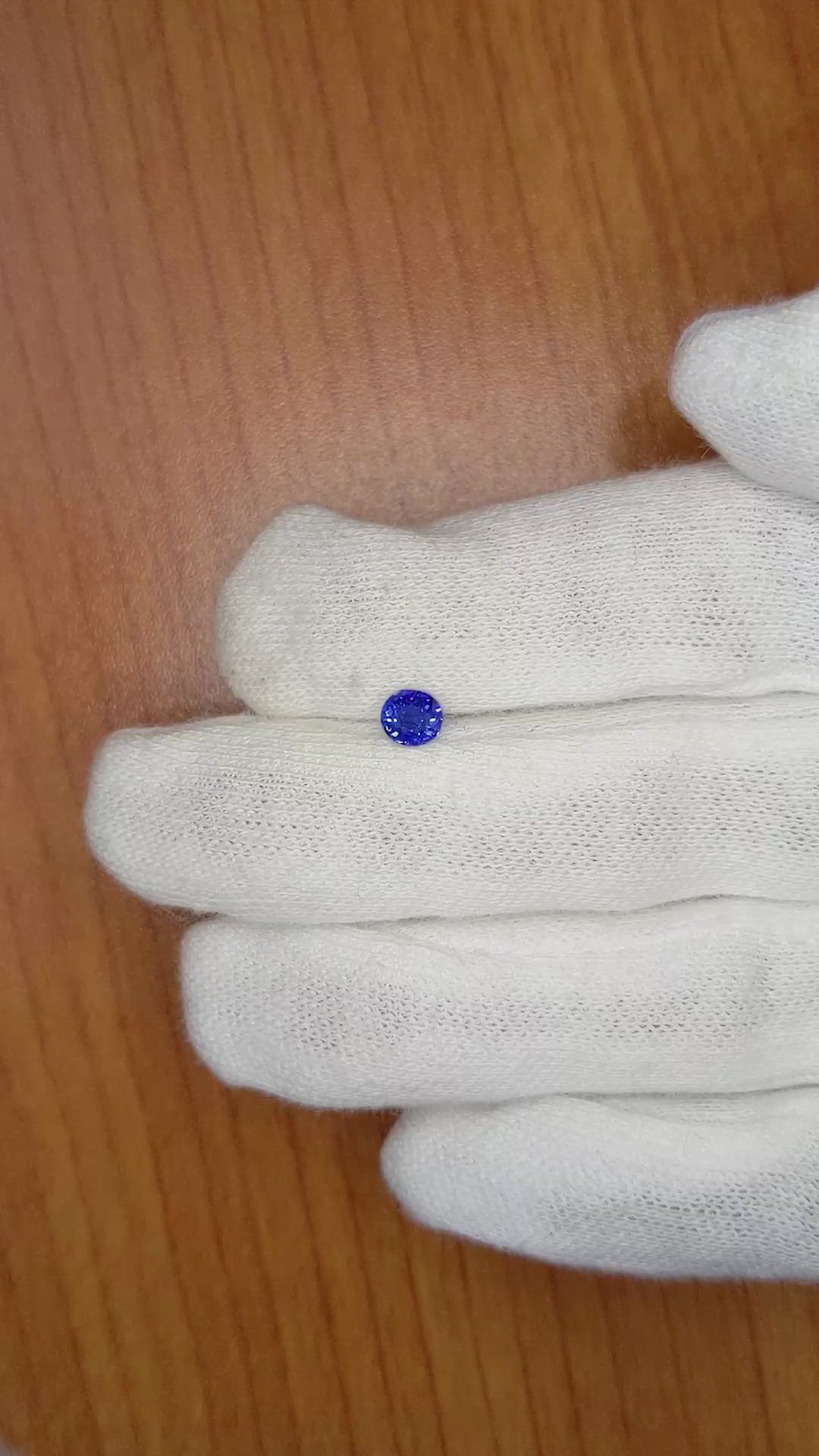 0.56 Ct. Blue Sapphire from Ceylon (Sri Lanka) Size Video