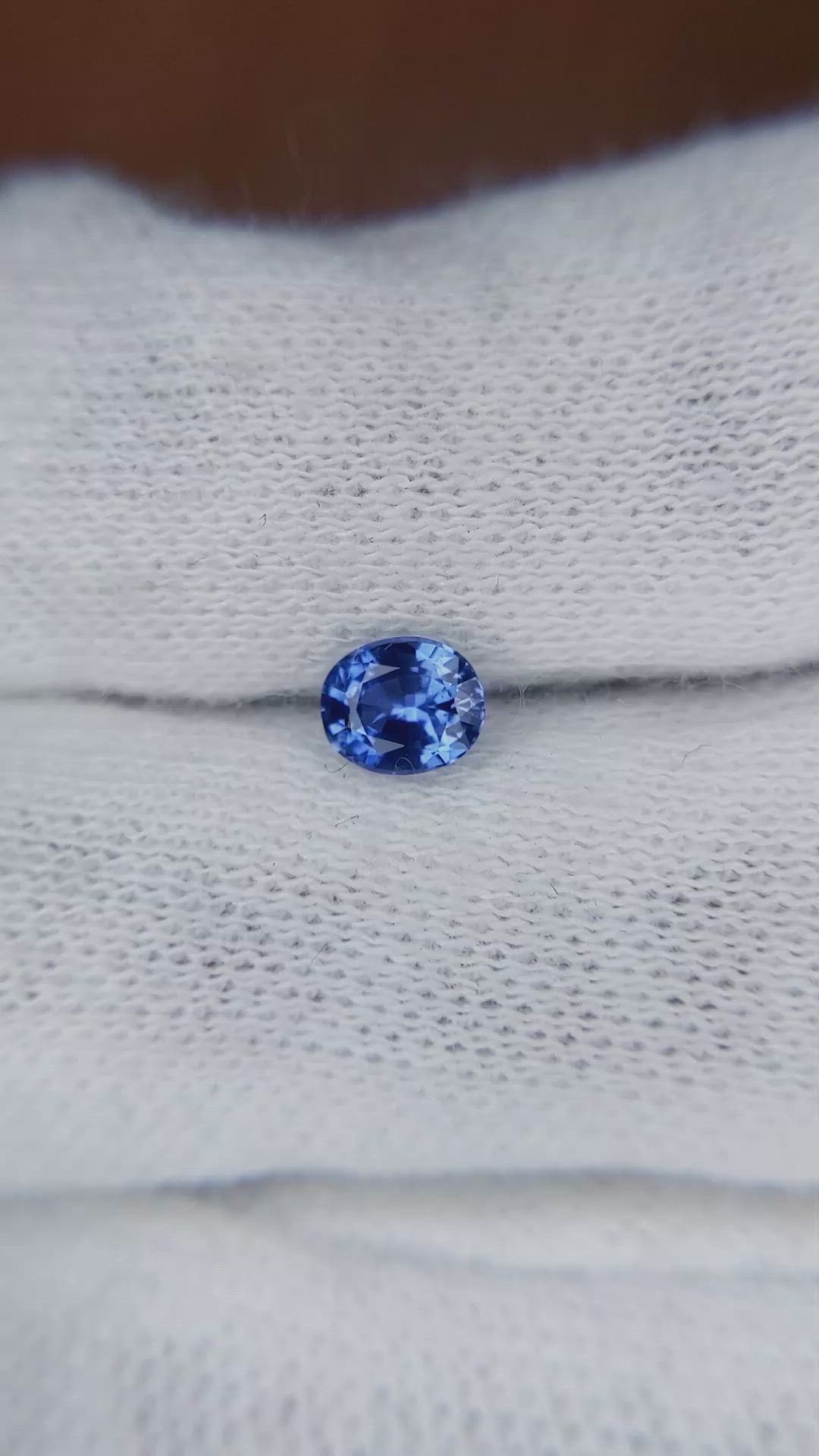 0.57 Ct. Blue Sapphire from Ceylon (Sri Lanka) Size Video