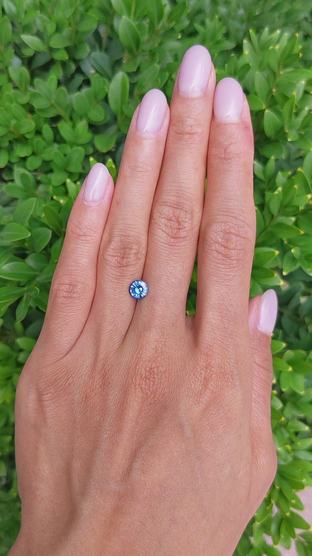 1.01 Ct. Blue Sapphire from Ceylon (Sri Lanka) Size Video