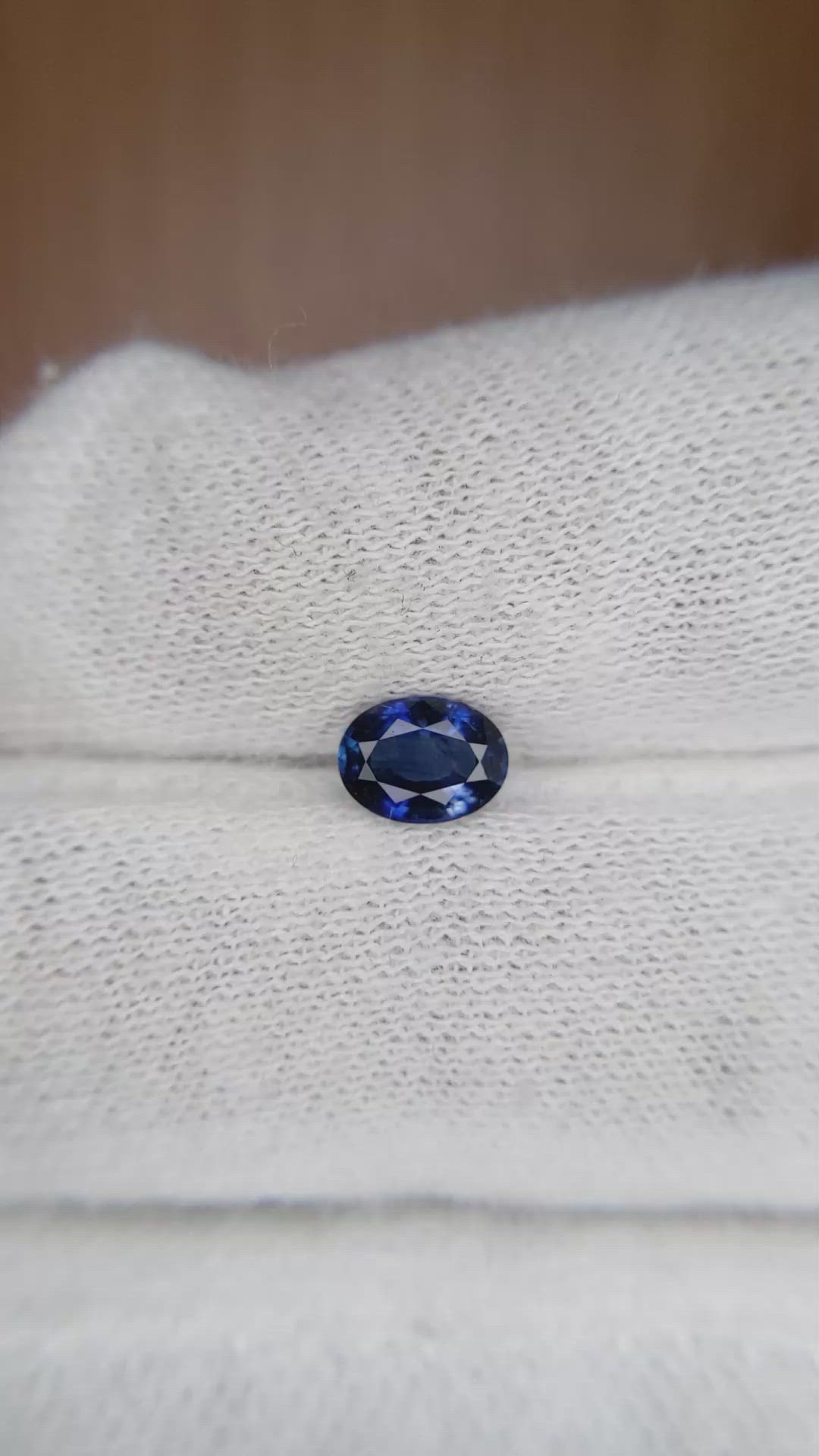 0.73 Ct. Blue Sapphire from Ceylon (Sri Lanka) Size Video
