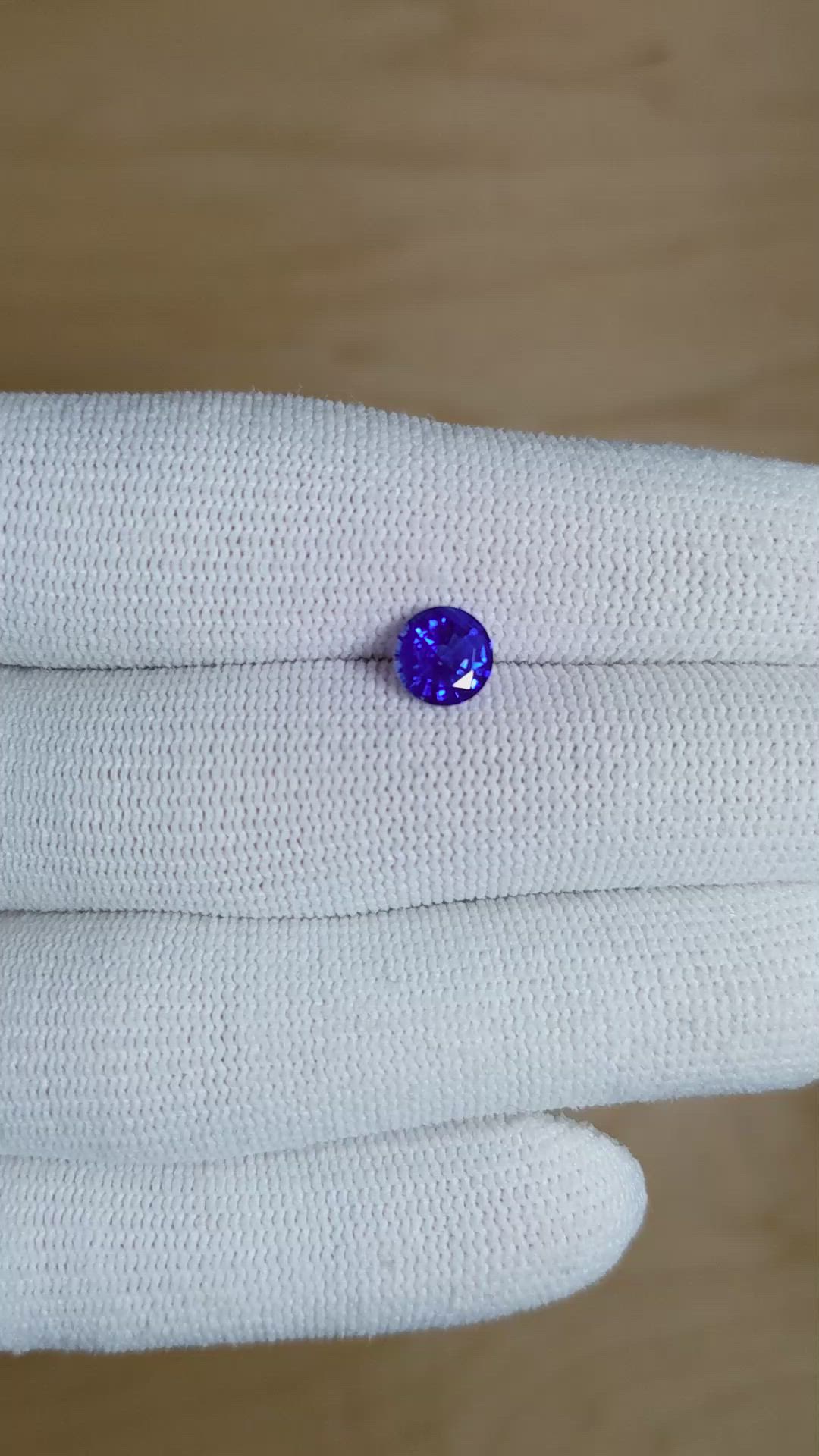1.16 Ct. Blue Sapphire from Ceylon (Sri Lanka) Size Video