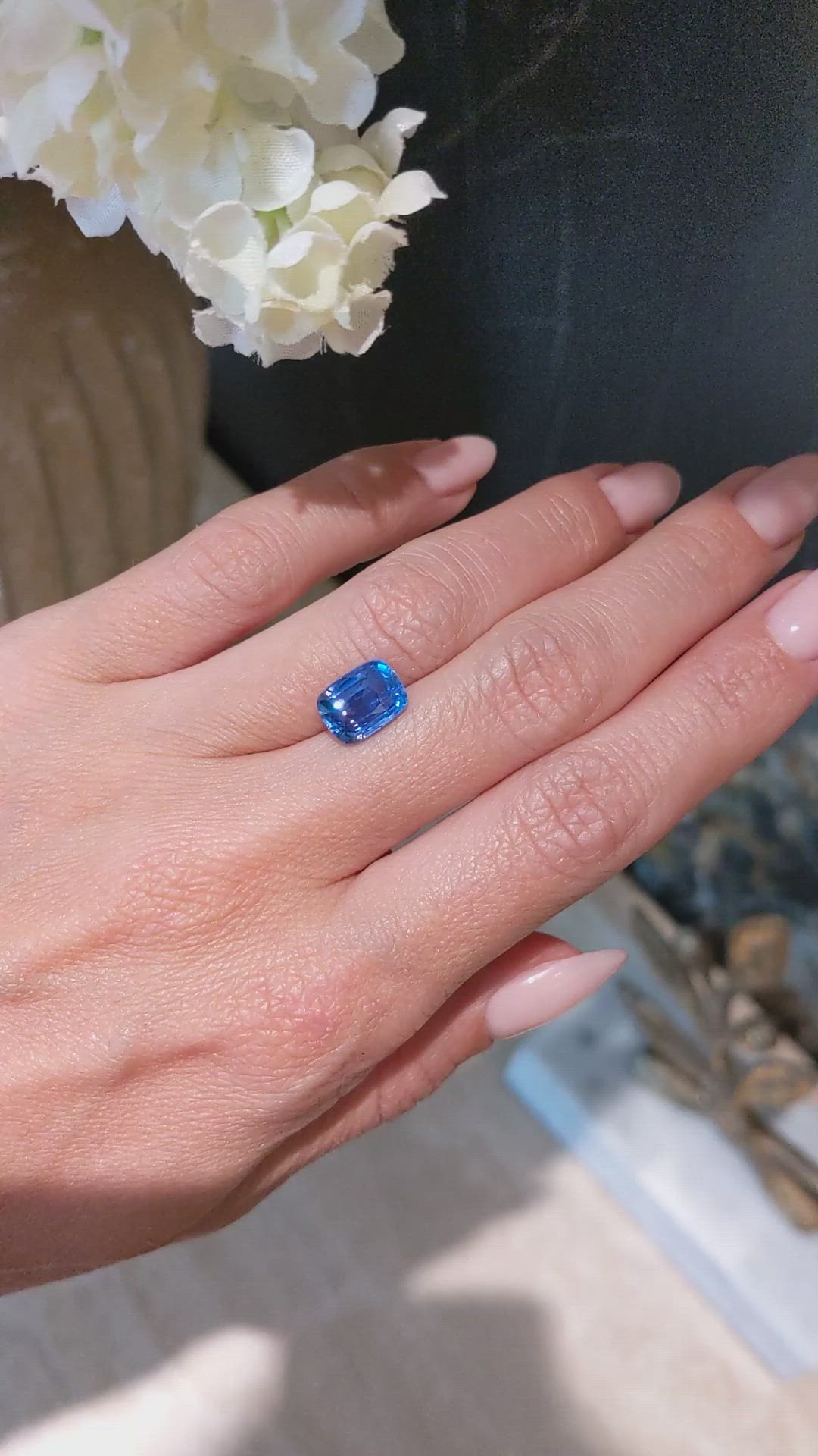 4.12 Ct. Blue Sapphire from Ceylon (Sri Lanka) Size Video