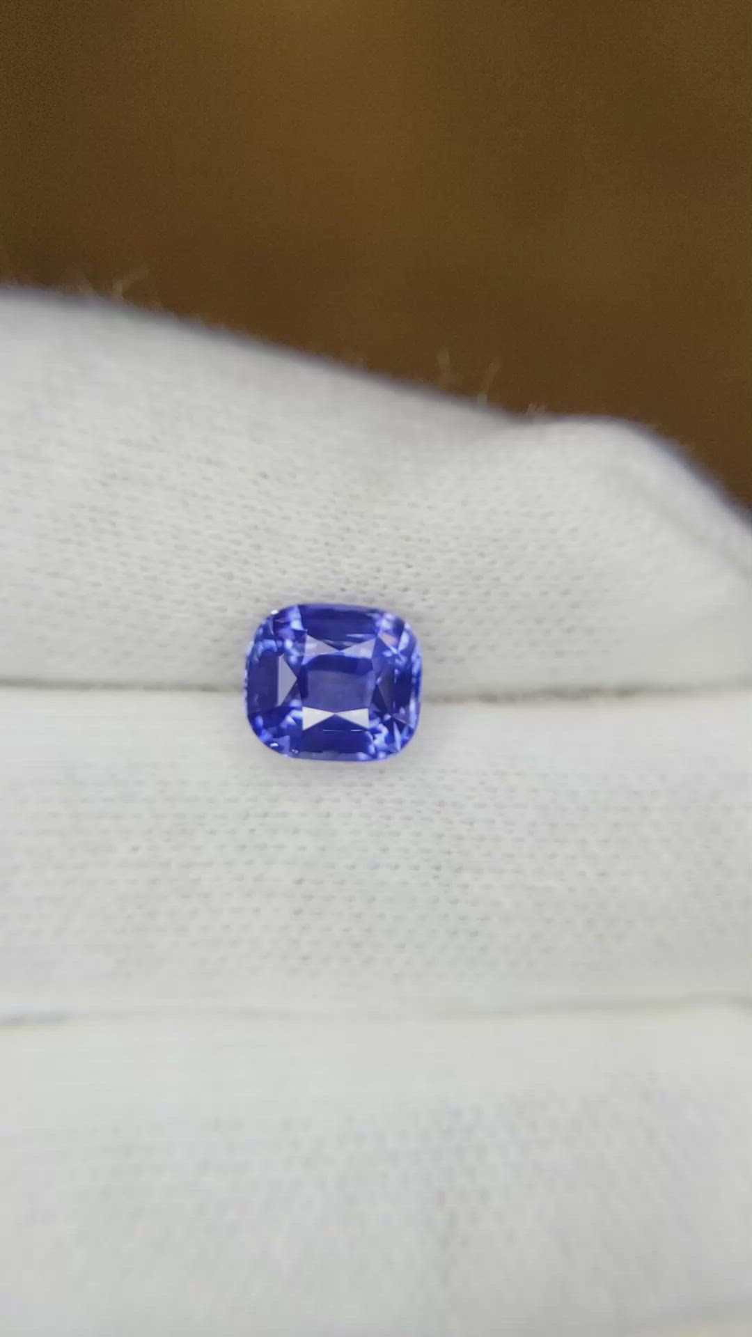 2.01 Ct. Blue Sapphire from Ceylon (Sri Lanka) Size Video
