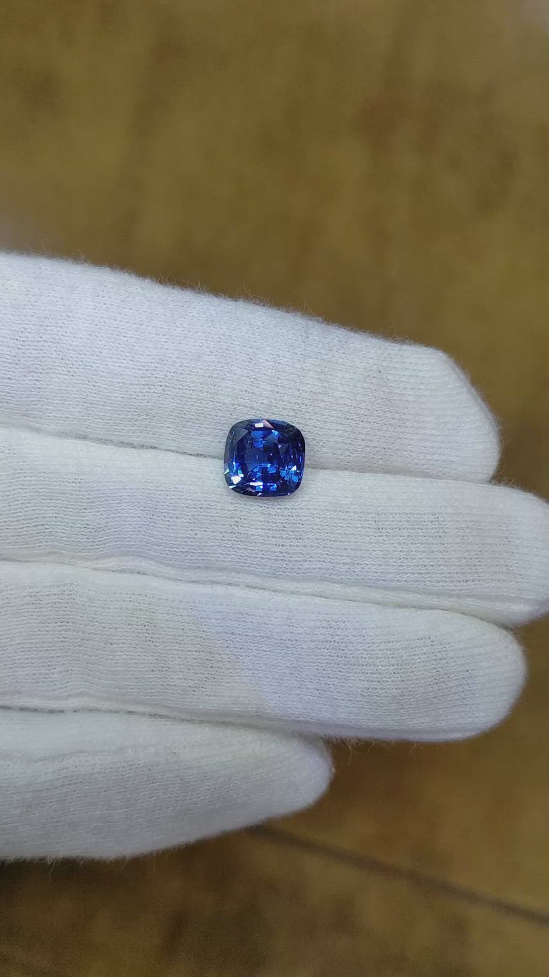 3.16 Ct. Blue Sapphire from Ceylon (Sri Lanka) Size Video