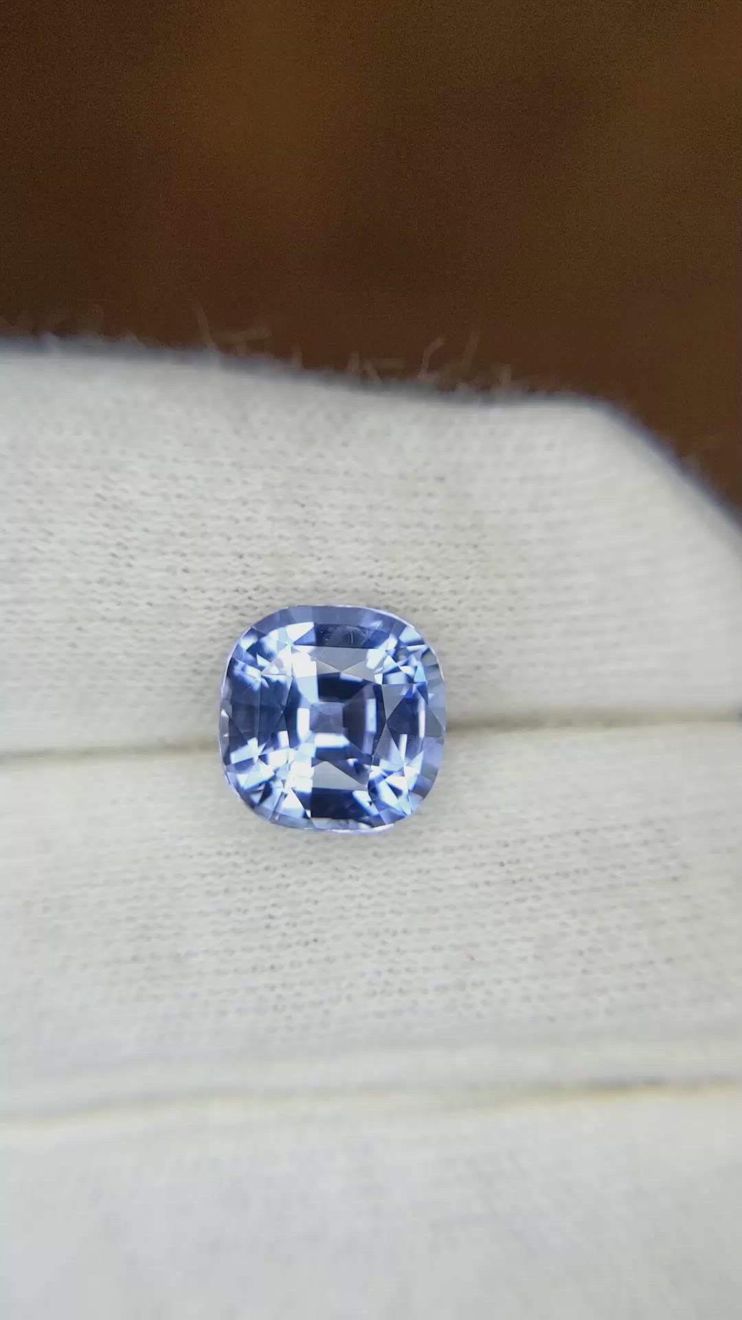 4.21 Ct. Blue Sapphire from Ceylon (Sri Lanka) Size Video