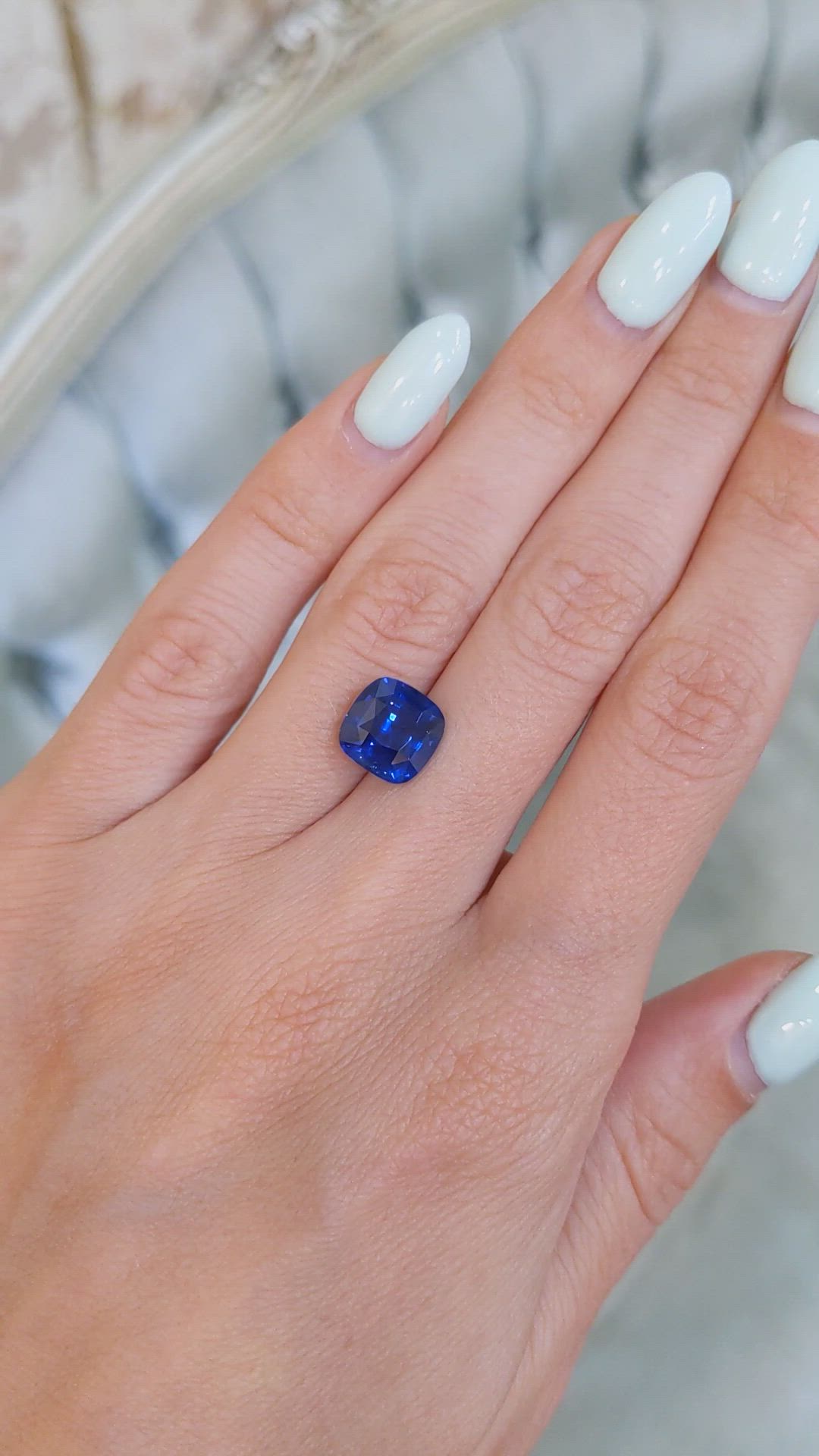 4.50 Ct. Blue Sapphire from Ceylon (Sri Lanka) Size Video